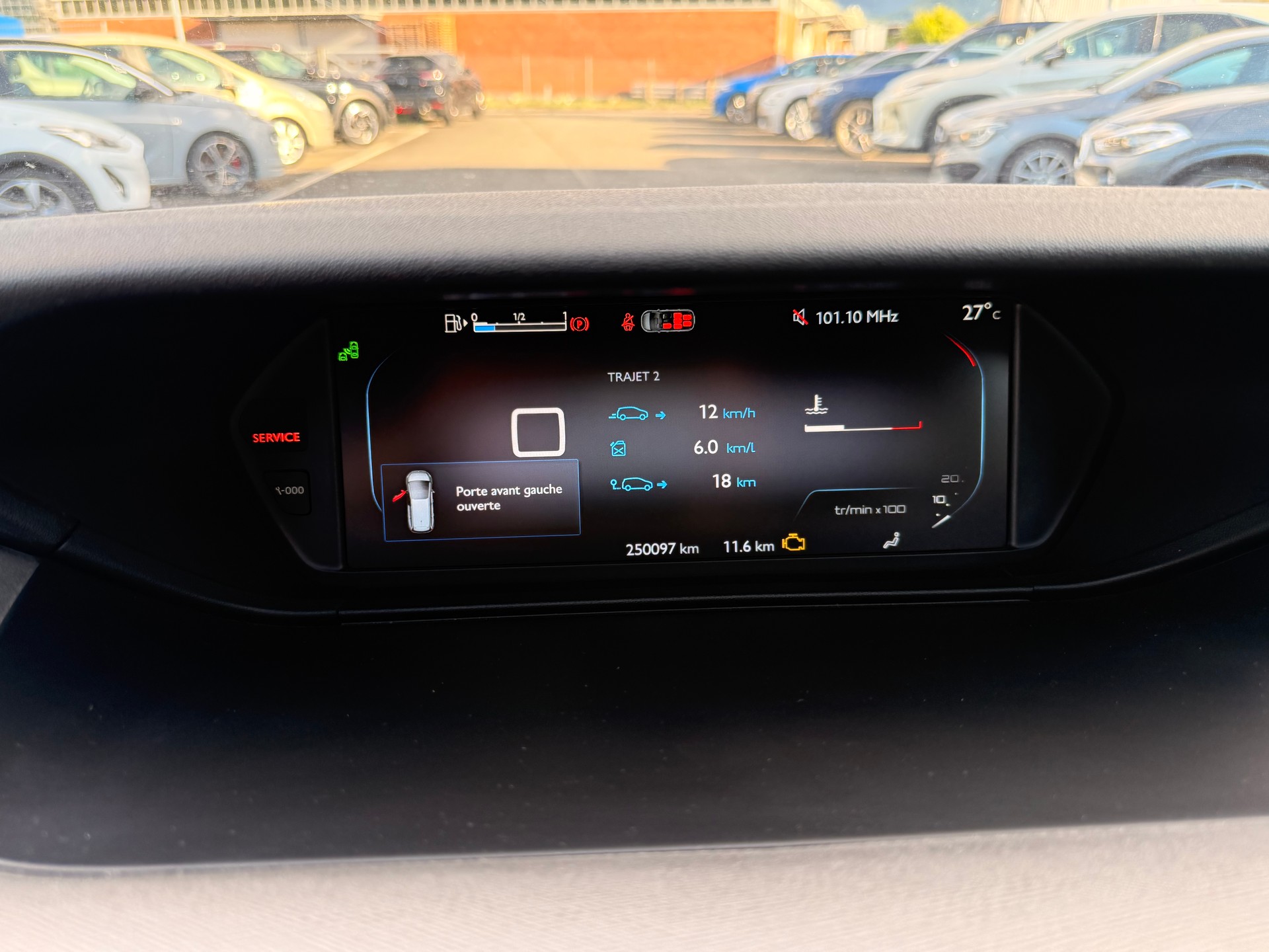 CITROEN Grand C4 Picasso 1.6i 16V THP Intensive-image-8