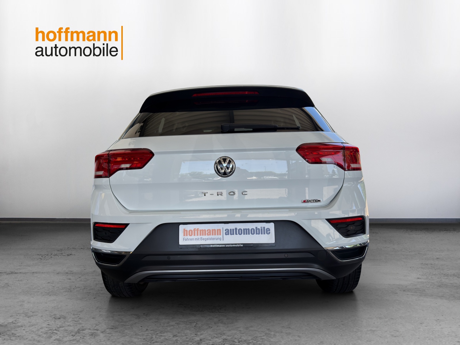 VW T-Roc 2.0 TSI Advance DSG 4Motion-image-4