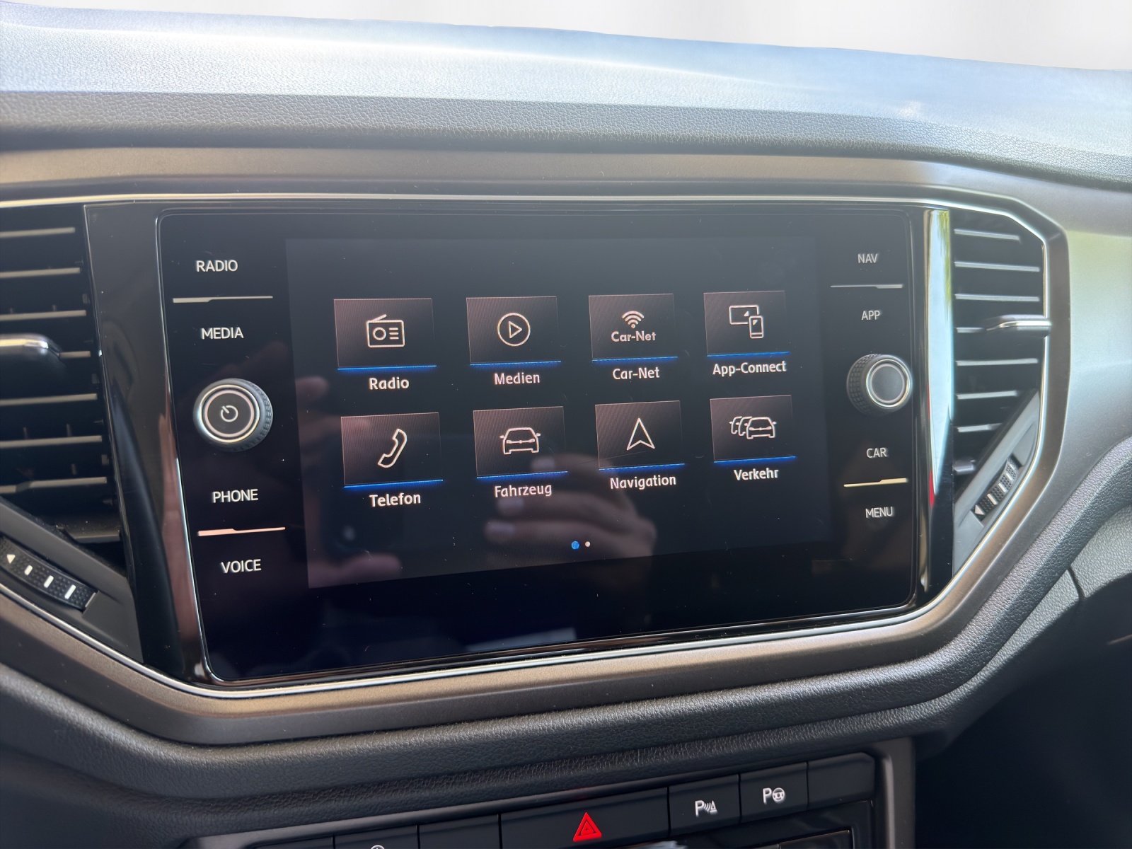 VW T-Roc 2.0 TSI Advance DSG 4Motion-image-8