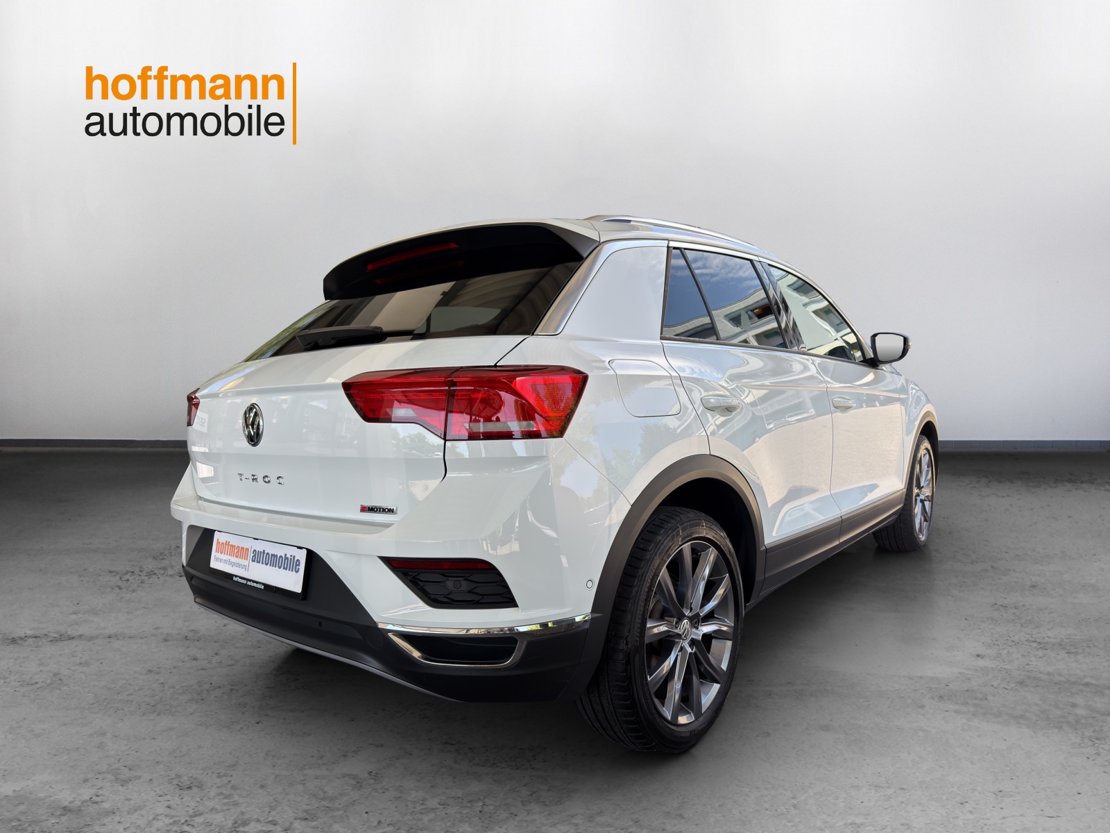 VW T-Roc 2.0 TSI Advance DSG 4Motion-image-3