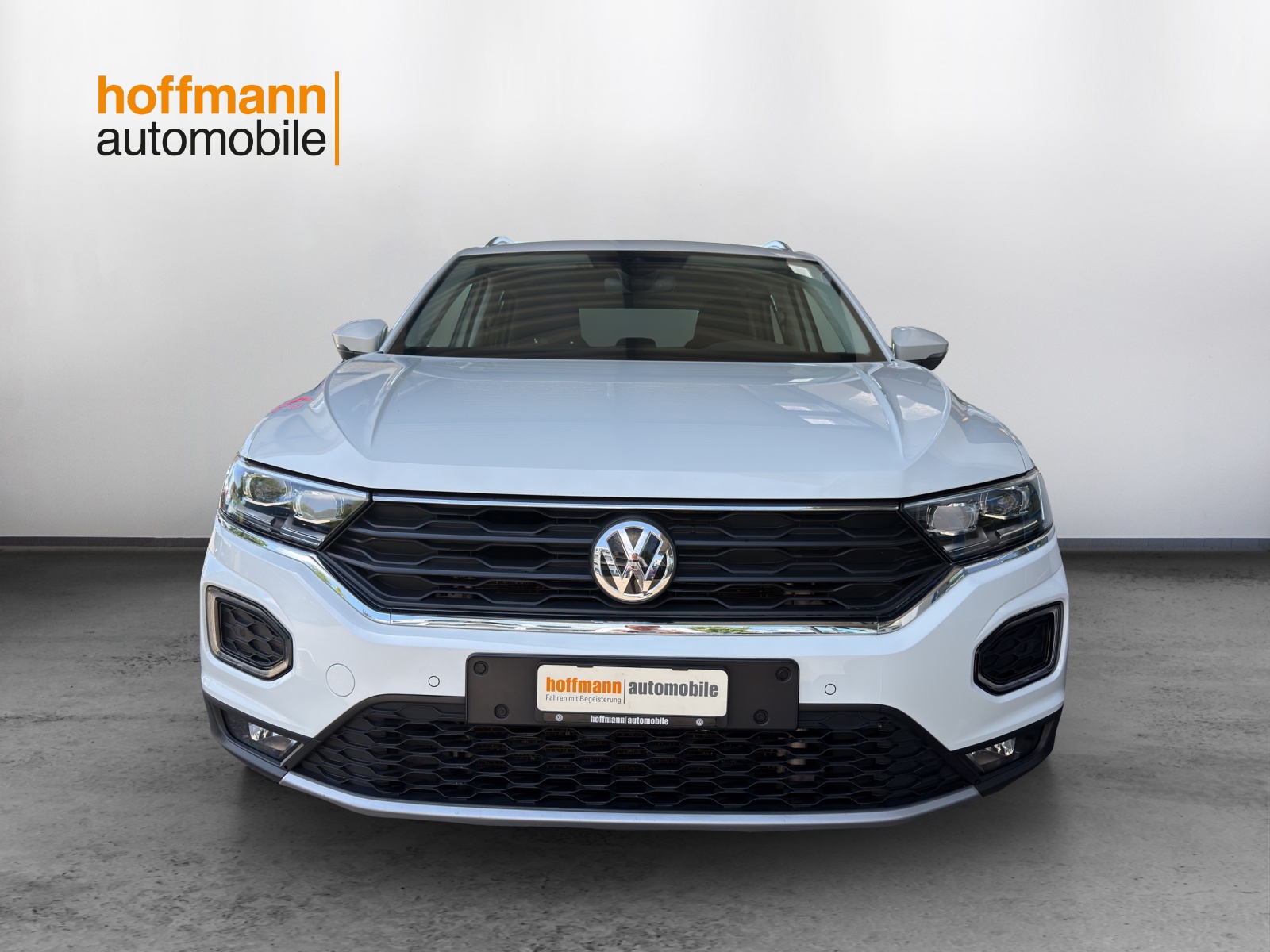 VW T-Roc 2.0 TSI Advance DSG 4Motion-image-1