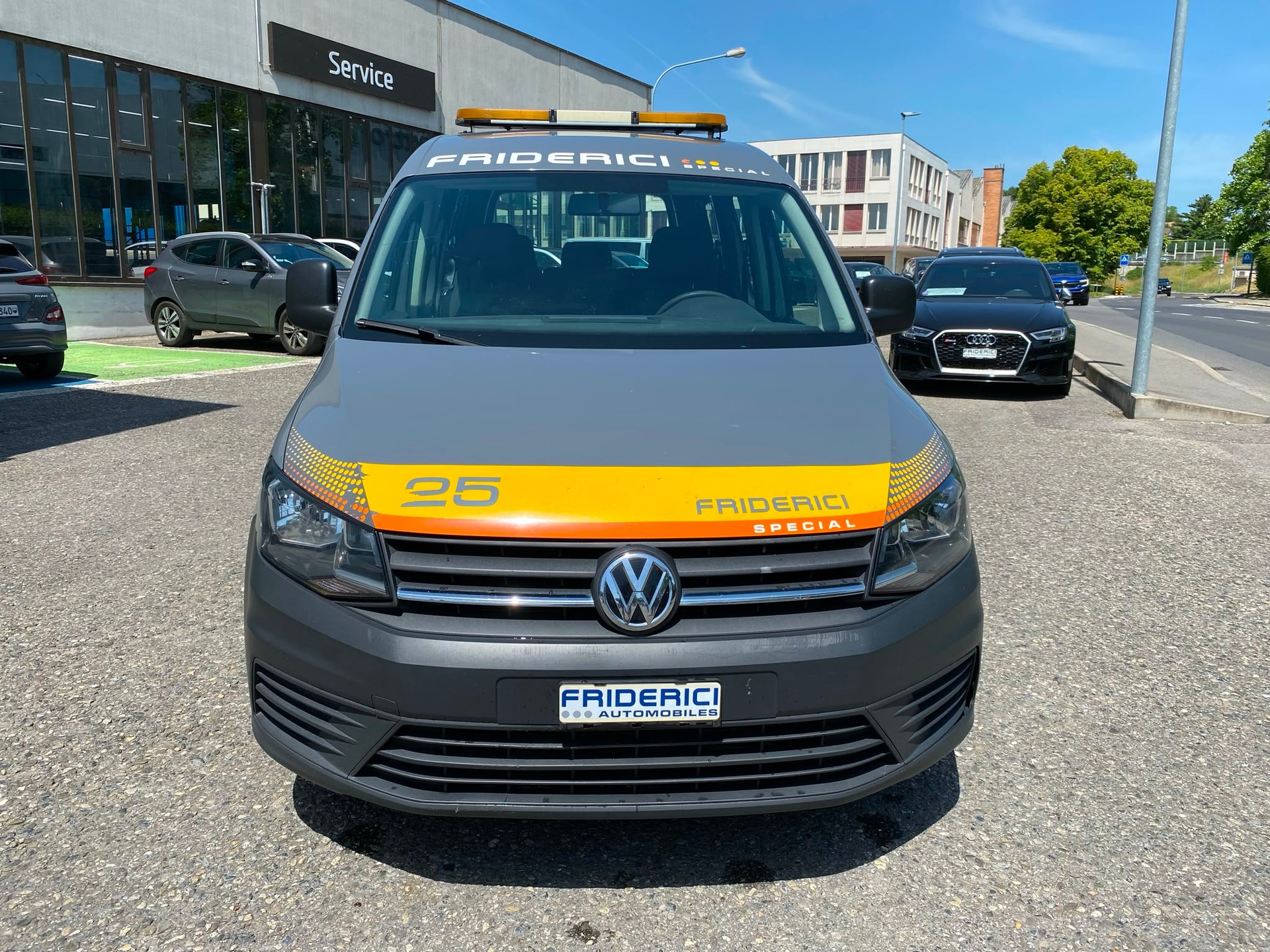 VW Caddy 2.0 TDI Trendline-image-7