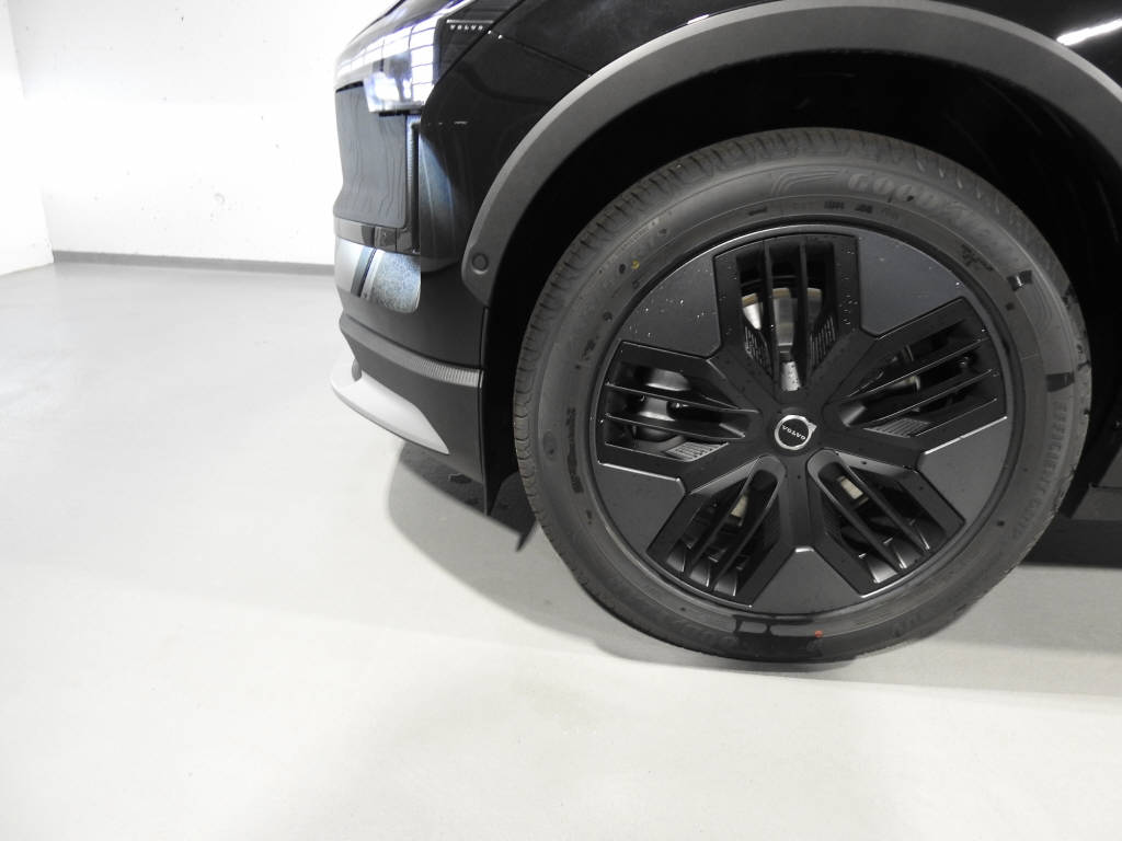 VOLVO EX 30 CC E60 Twin Performance AWD-image-13