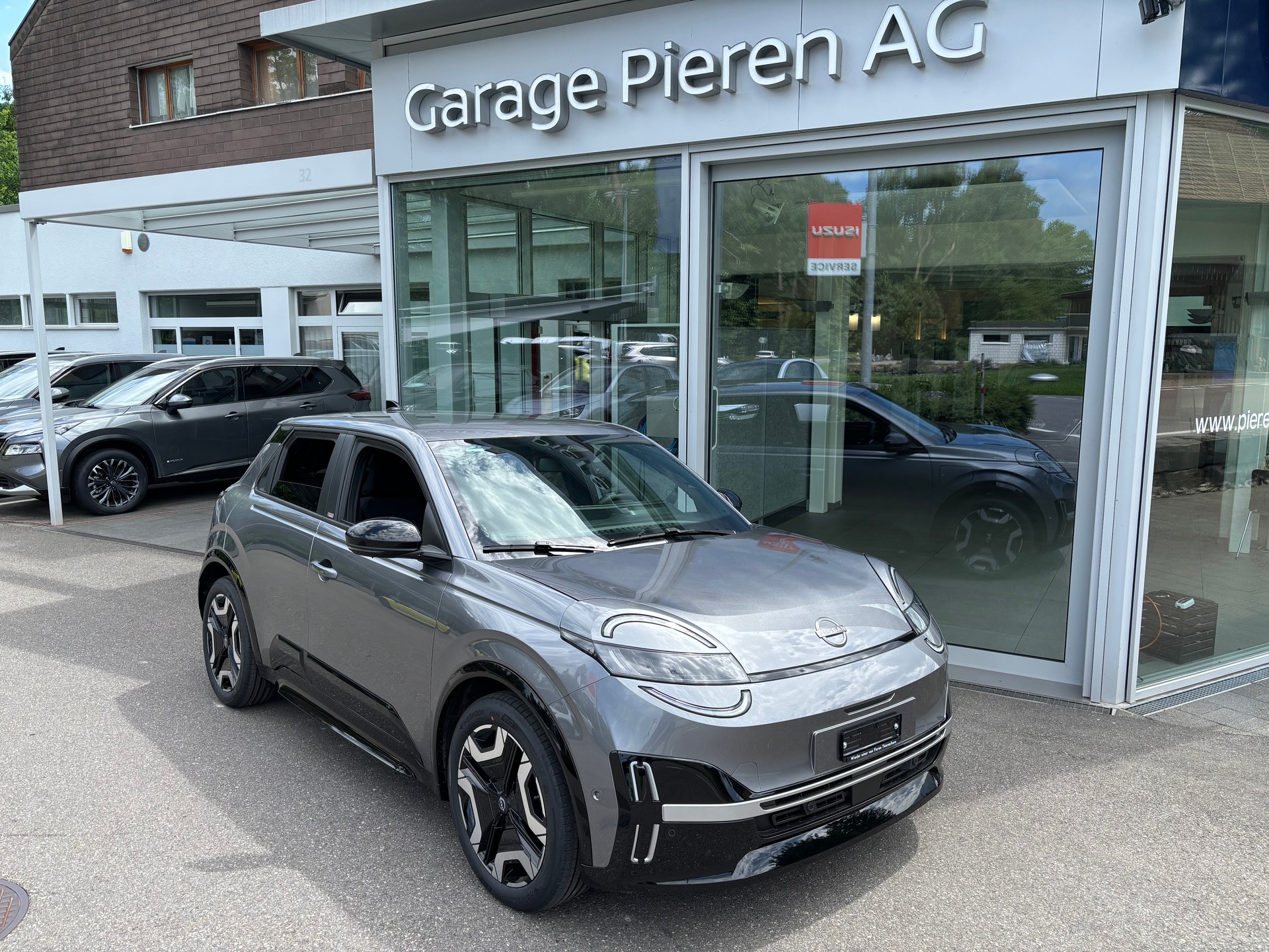 NISSAN Micra 52kWh Advance-image-0