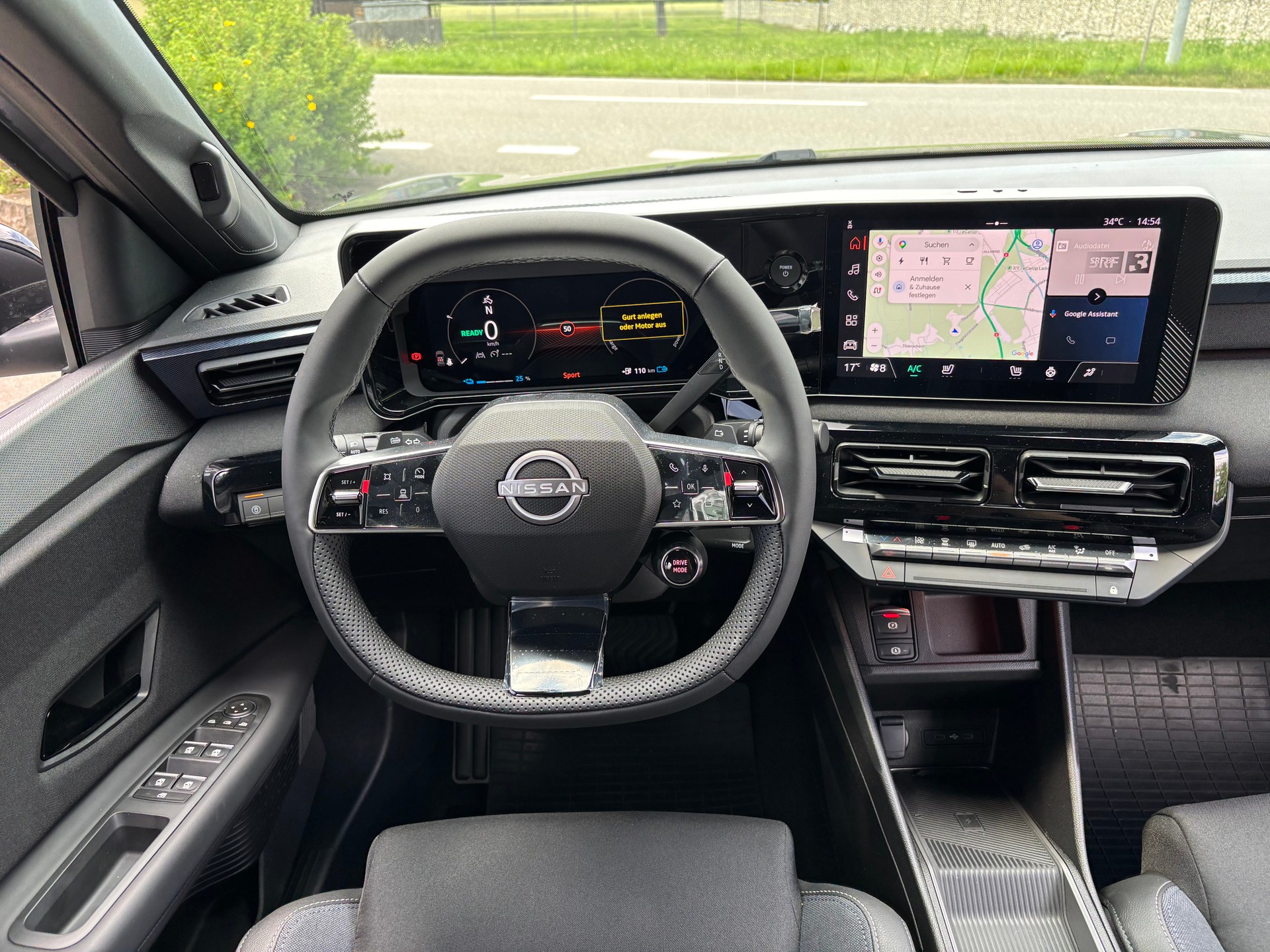 NISSAN Micra 52kWh Advance-image-9