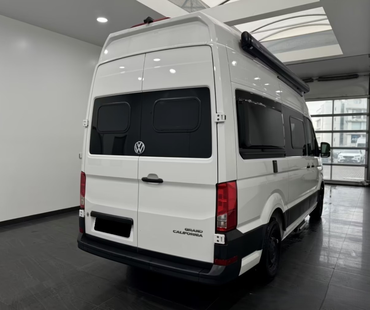 VW Grand California 600 2.0 BI-TDI-image-2