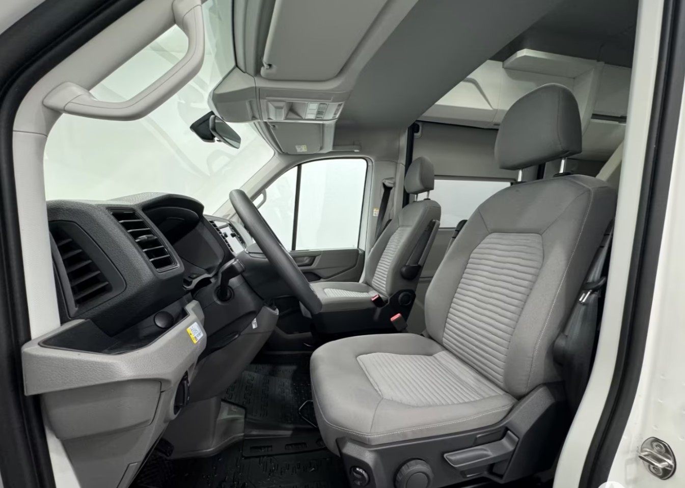 VW Grand California 600 2.0 BI-TDI-image-4