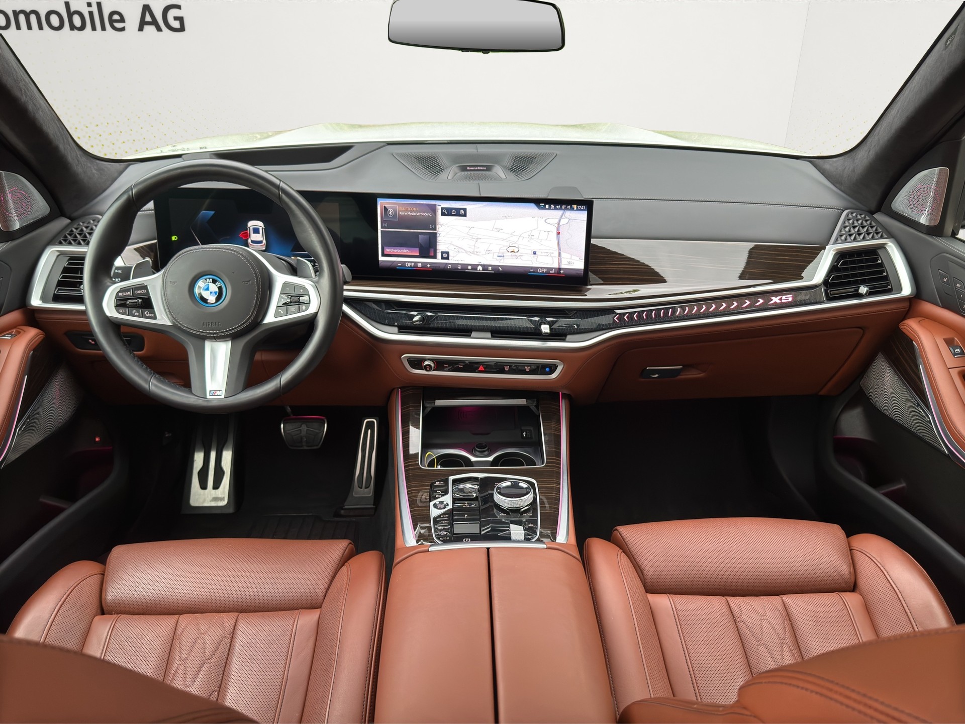 BMW X5 xDrive 50e M Sport Pro (CH) INDIVIDUAL-image-9
