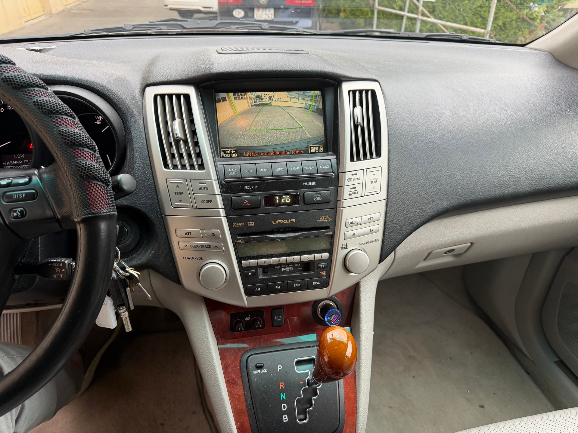 LEXUS Rx400 h-image-10