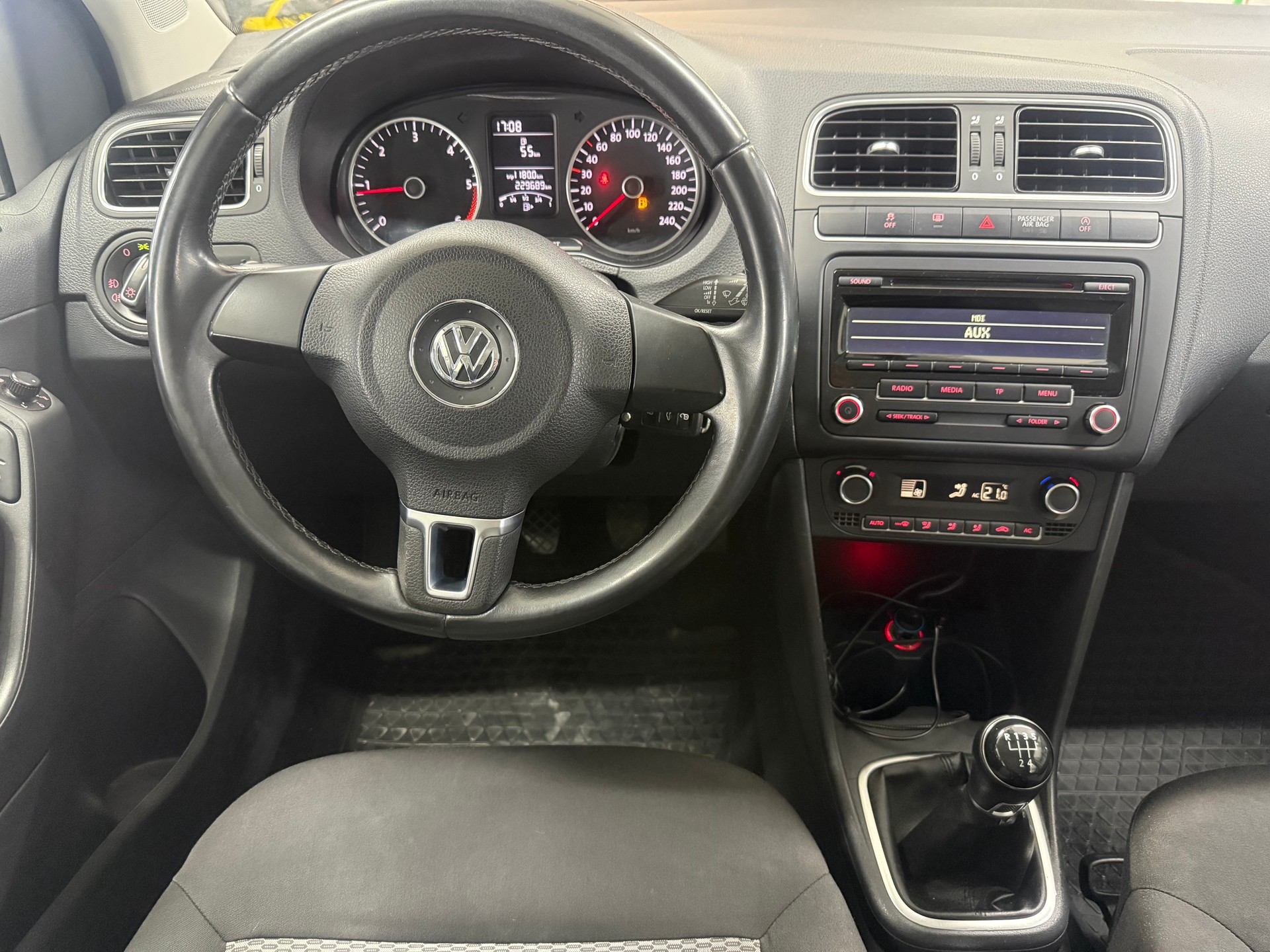 VW Polo 1.2 TDI Comfortline-image-6
