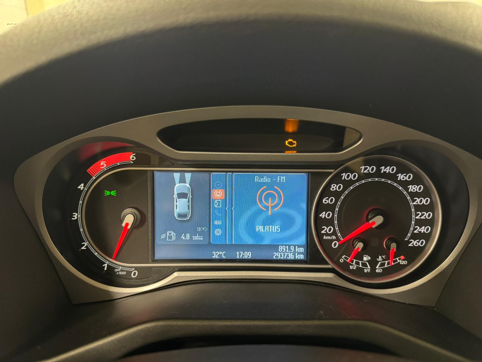 FORD Mondeo 2.0 TDCi 16V Carving-image-10