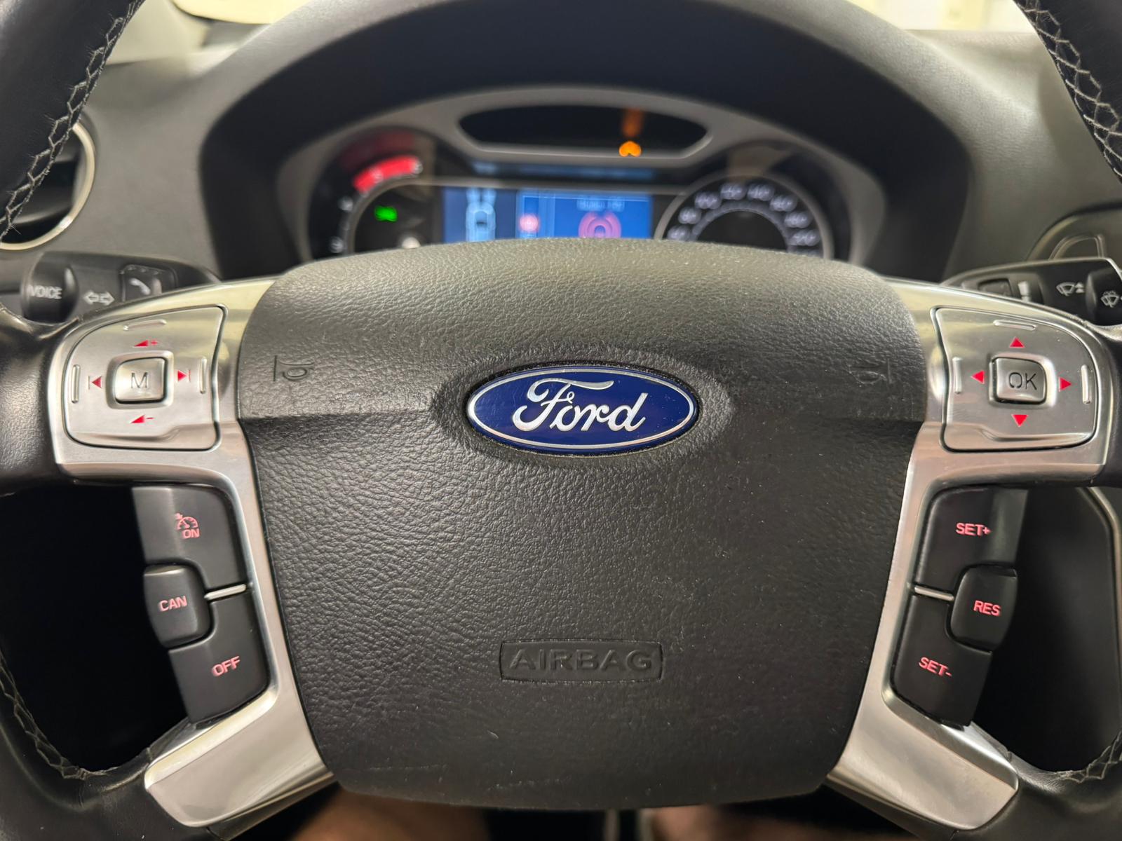 FORD Mondeo 2.0 TDCi 16V Carving-image-13