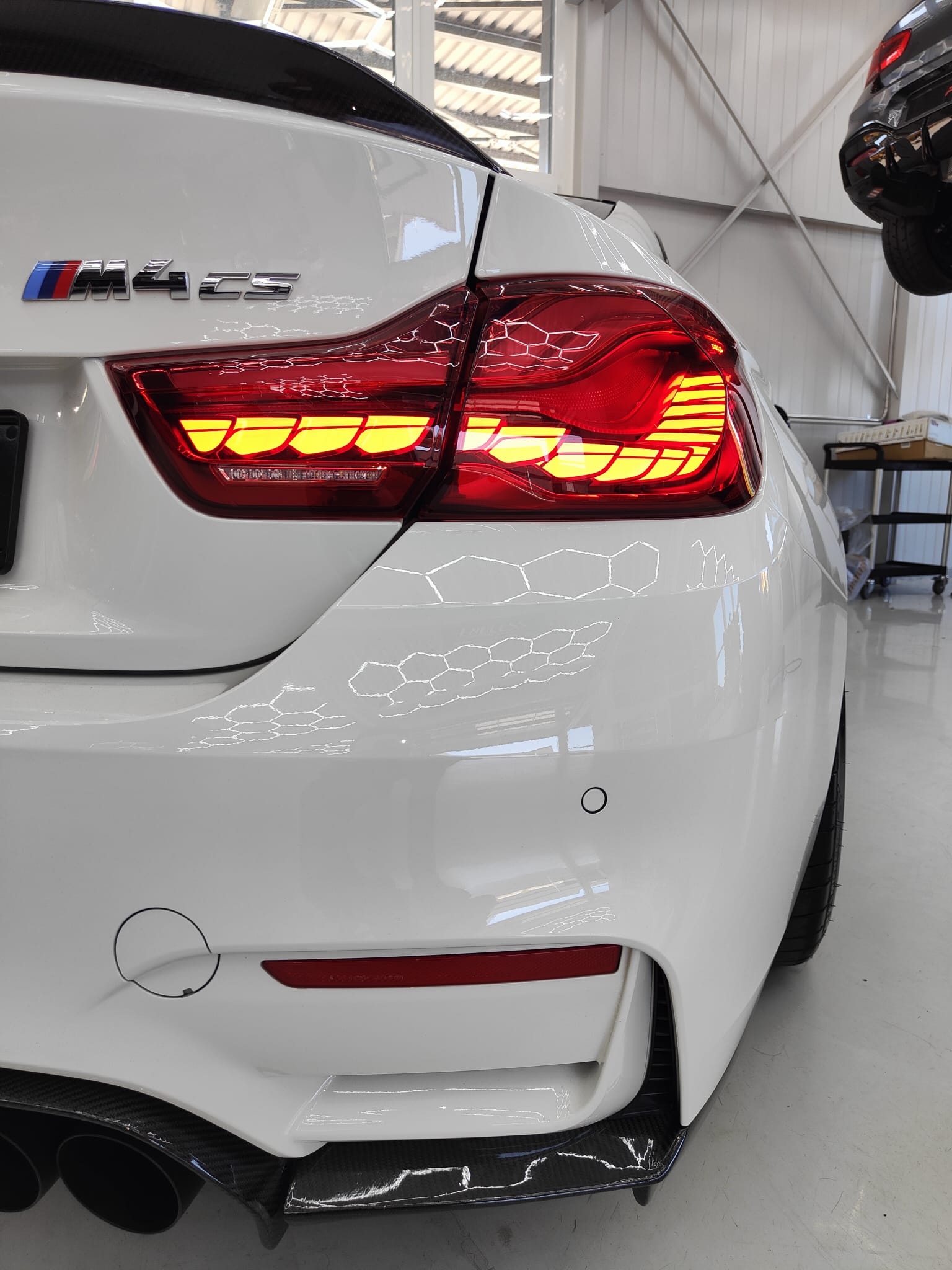 BMW M4 Coupé CS DKG-image-10