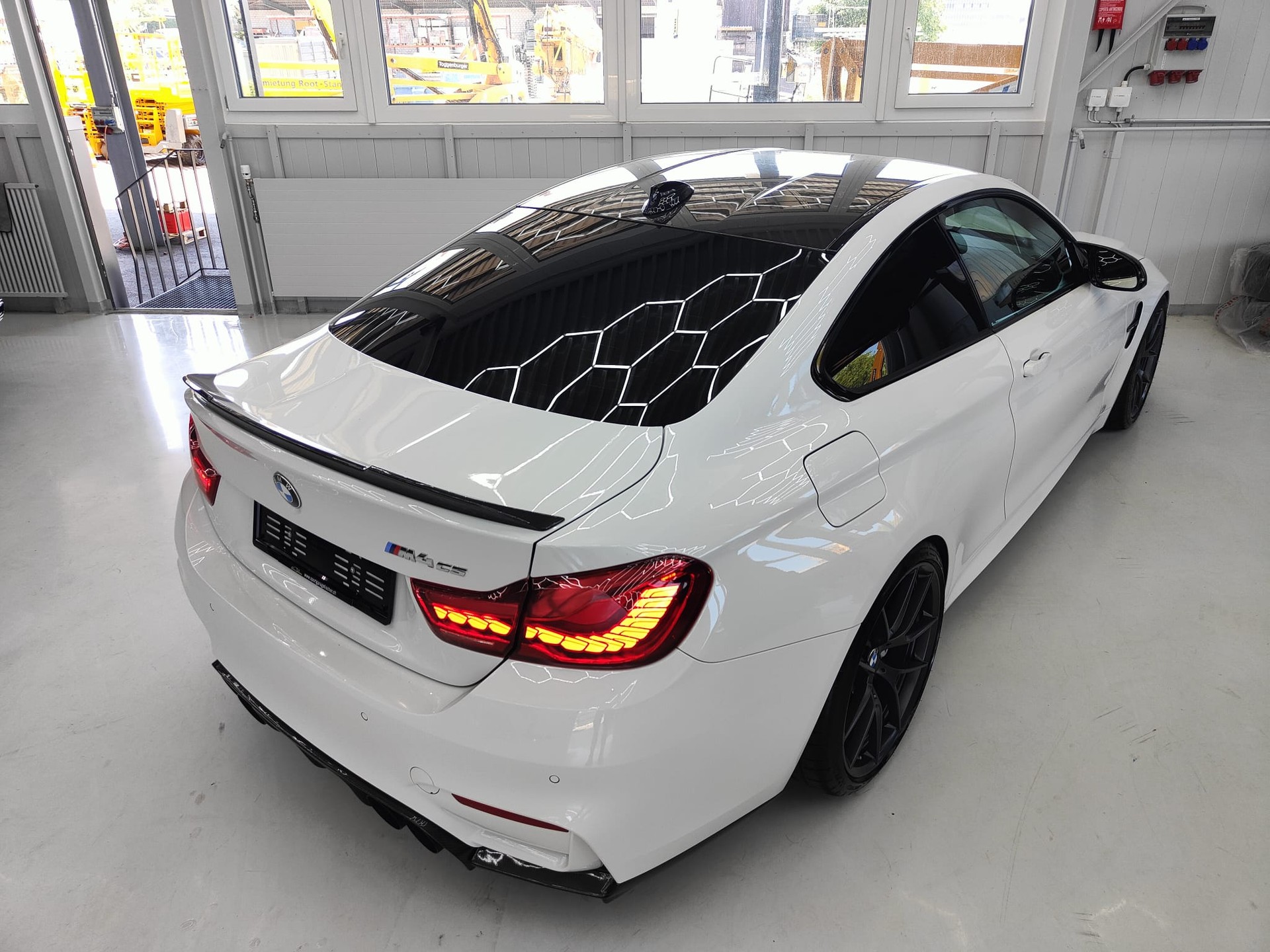 BMW M4 Coupé CS DKG-image-3