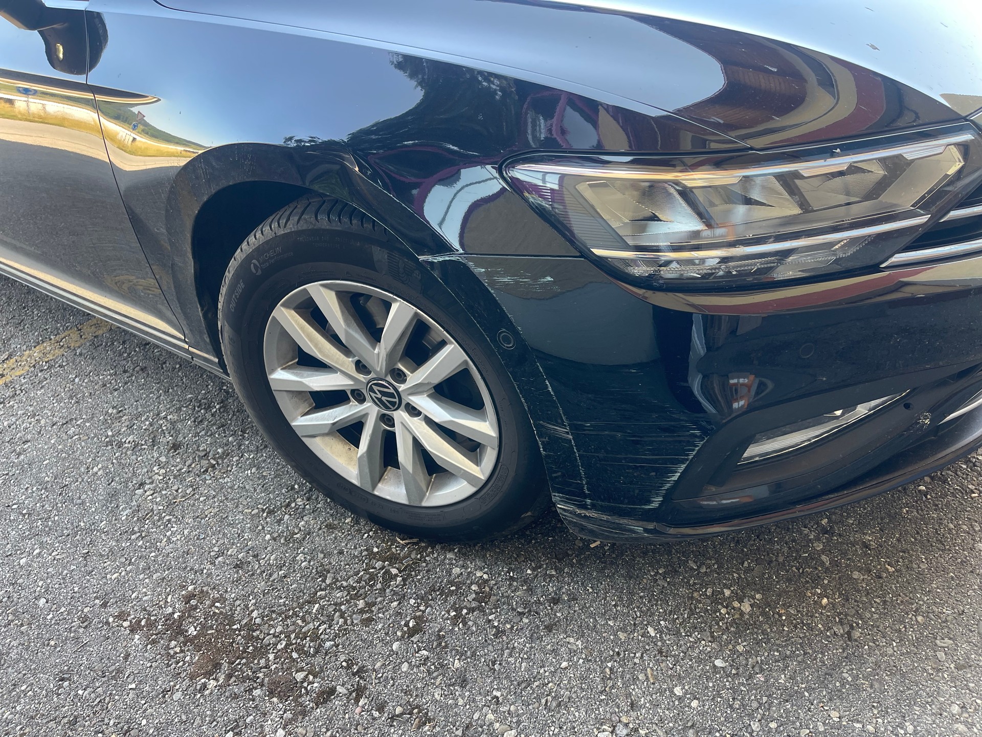 VW Passat 2.0 TDI BMT Elegance DSG-image-1