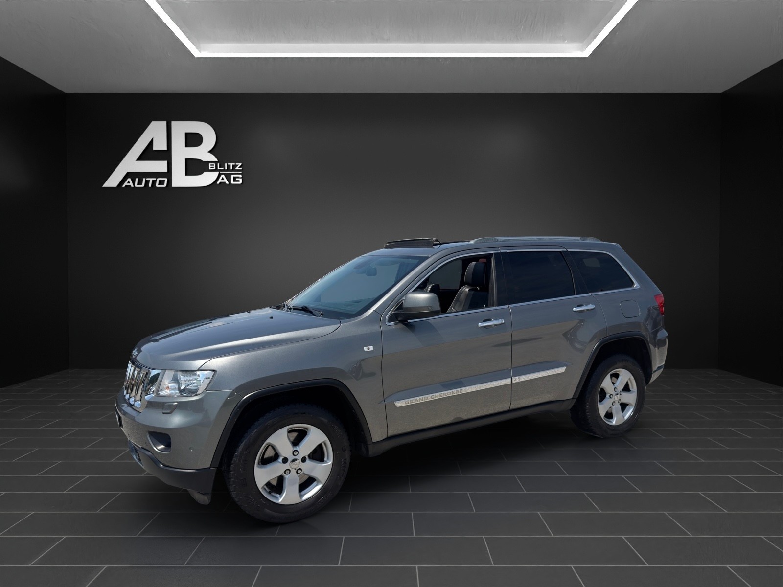 JEEP Grand Cherokee 3.6 V6 Overland Automatic mit 286 PS-image-1