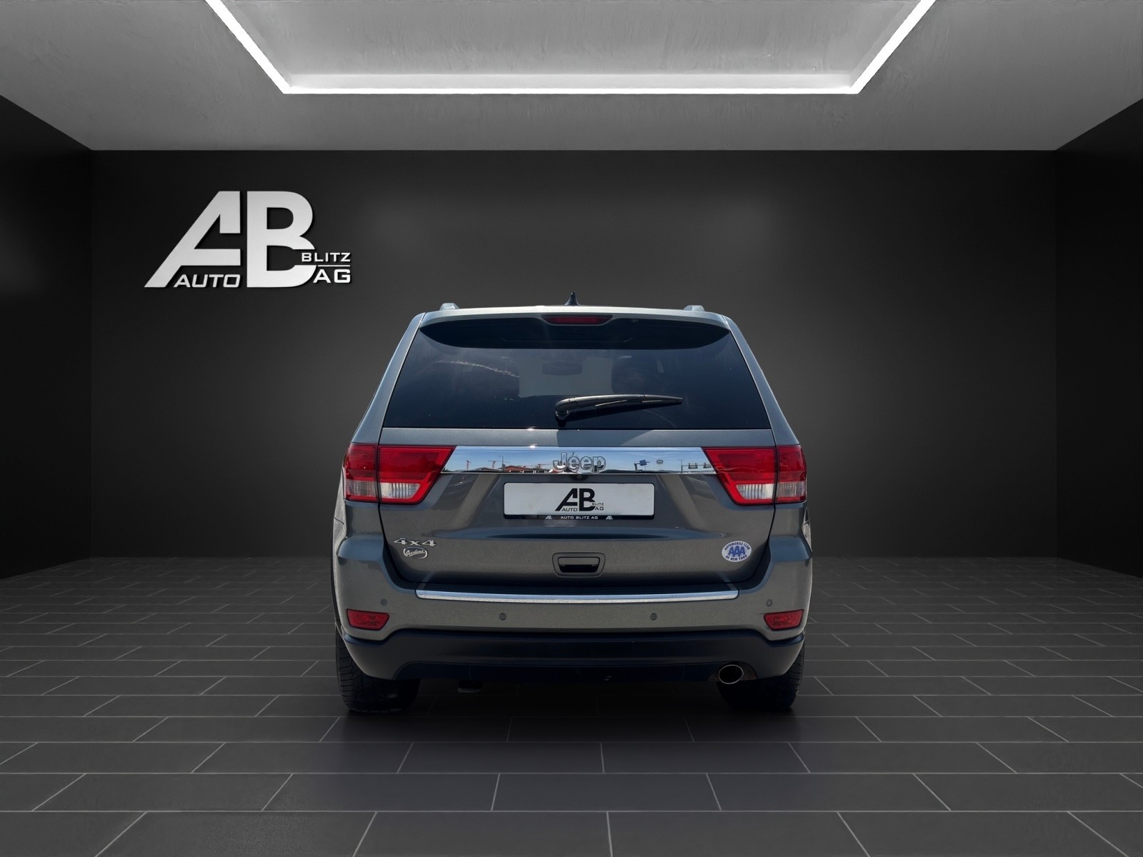 JEEP Grand Cherokee 3.6 V6 Overland Automatic mit 286 PS-image-3