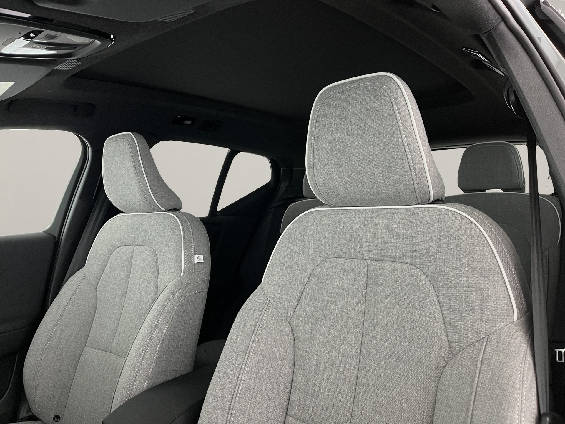 VOLVO EX40 Twin Performance Ultra AWD-image-17