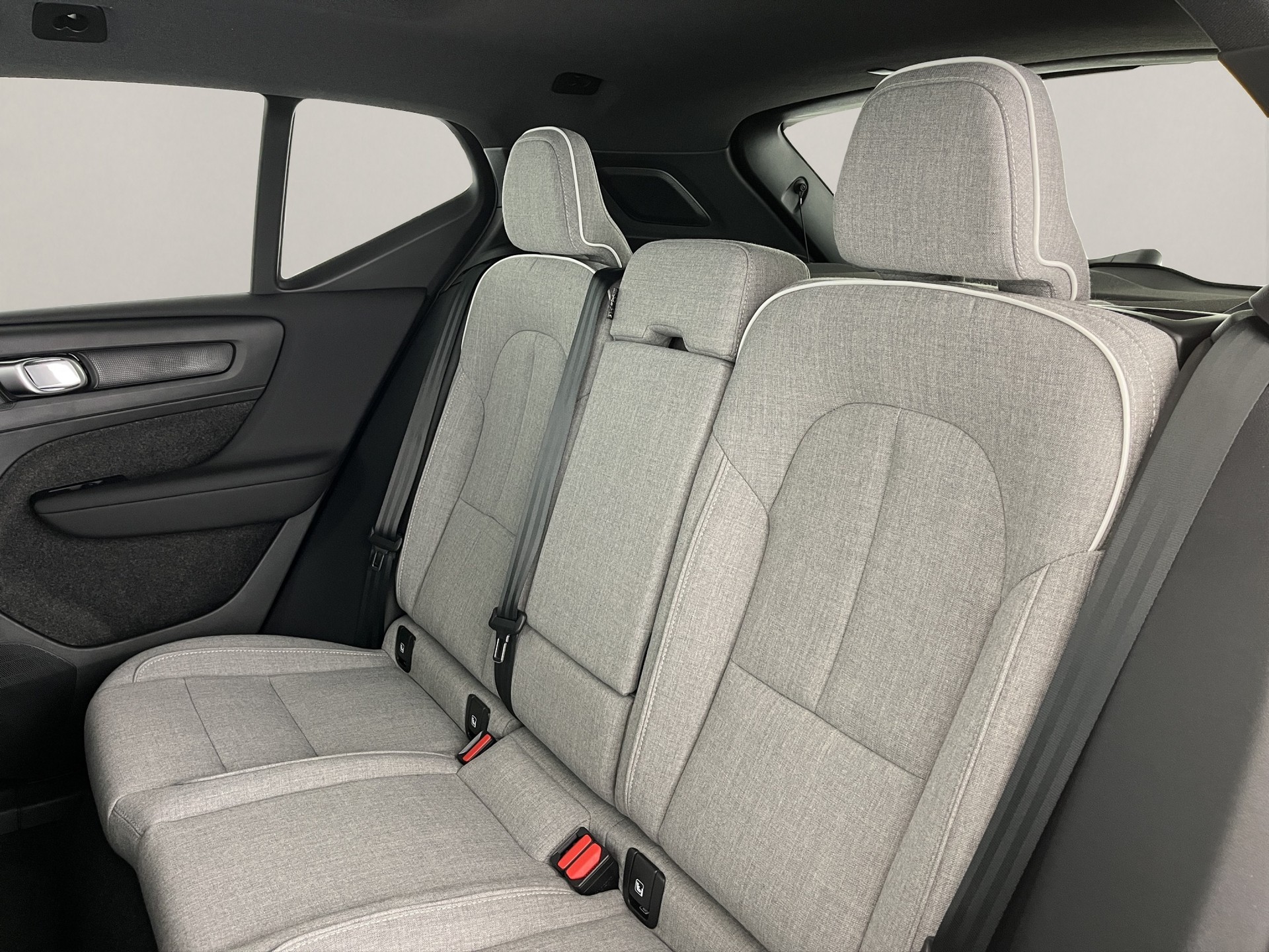 VOLVO EX40 Twin Performance Ultra AWD-image-16