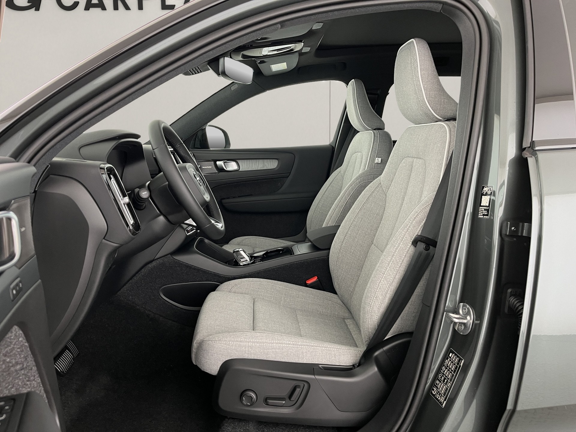 VOLVO EX40 Twin Performance Ultra AWD-image-7
