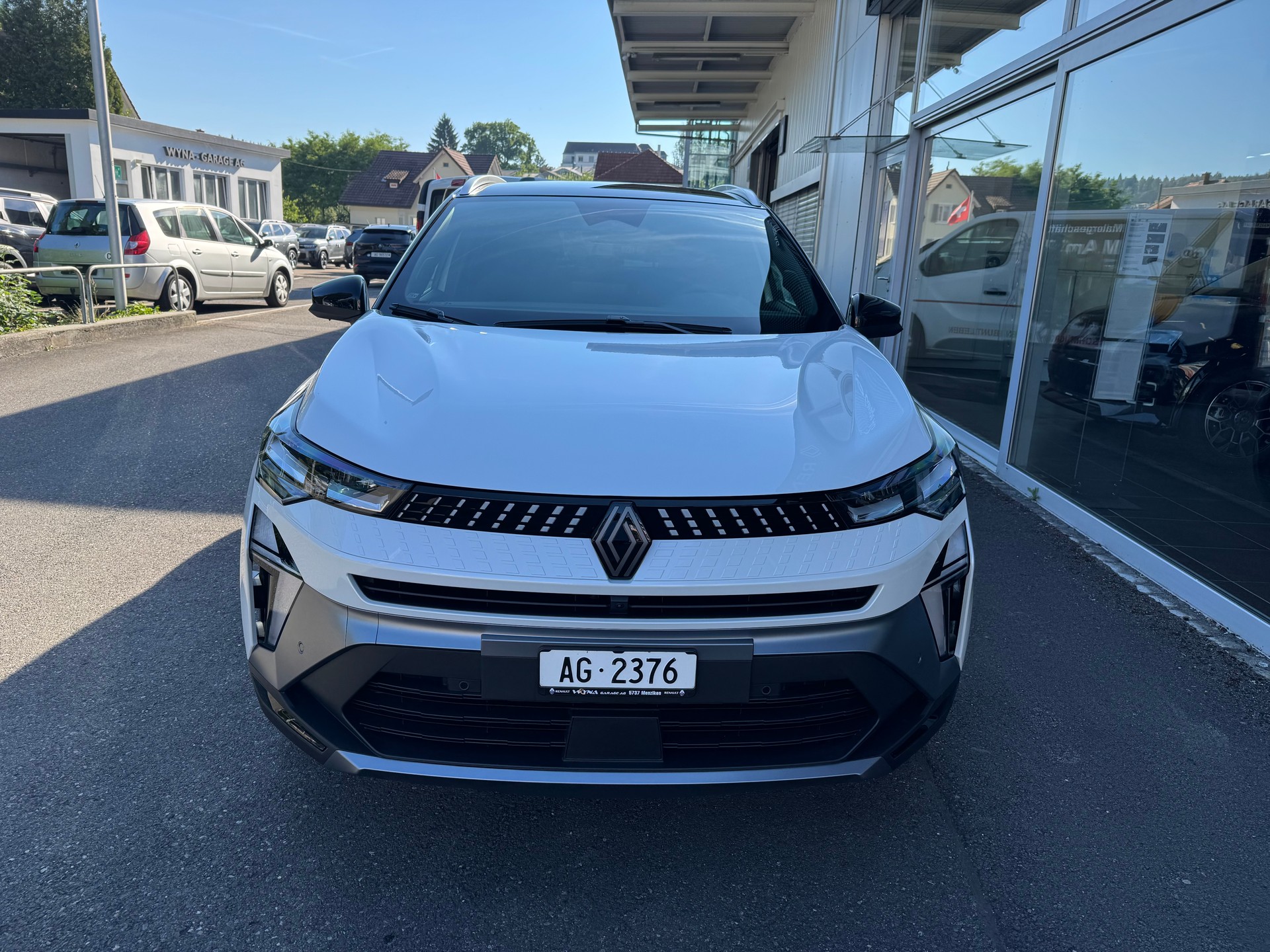 RENAULT Captur 1.8 E-Tech 160 Esprit Alpine DHT-image-2