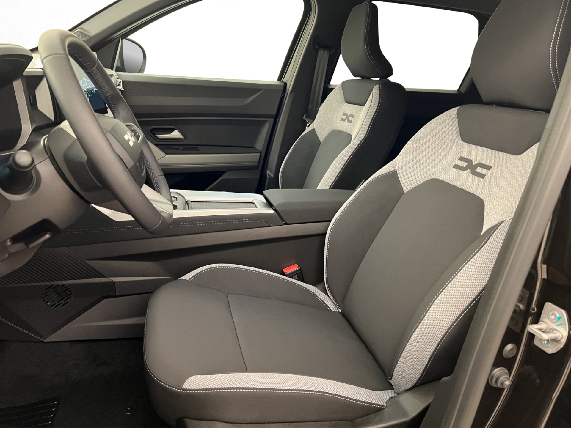 DACIA Bigster 1.8 Hybrid Journey-image-4