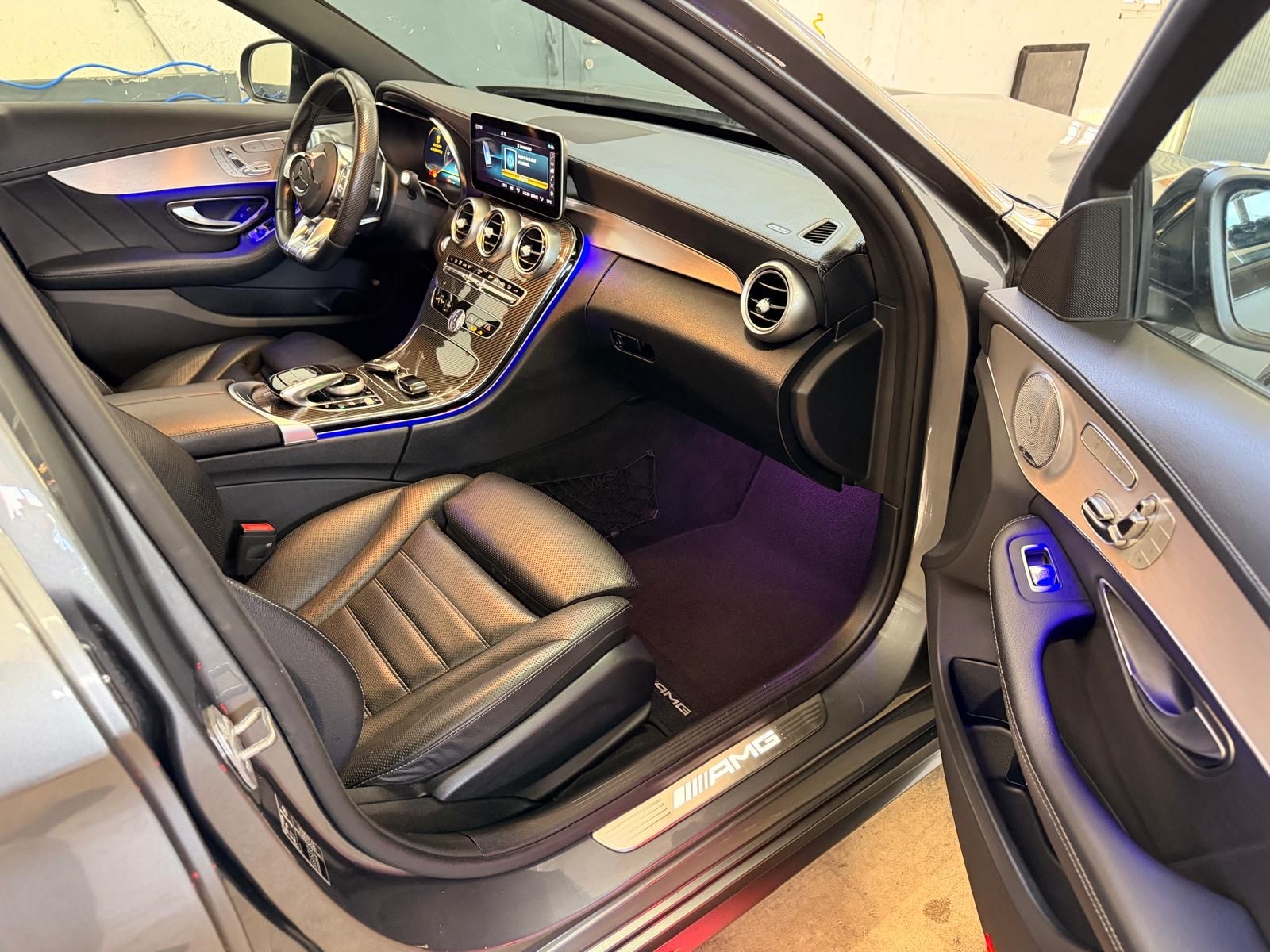 MERCEDES-BENZ C 43 AMG 4Matic Speedshift TCT 9G-image-12