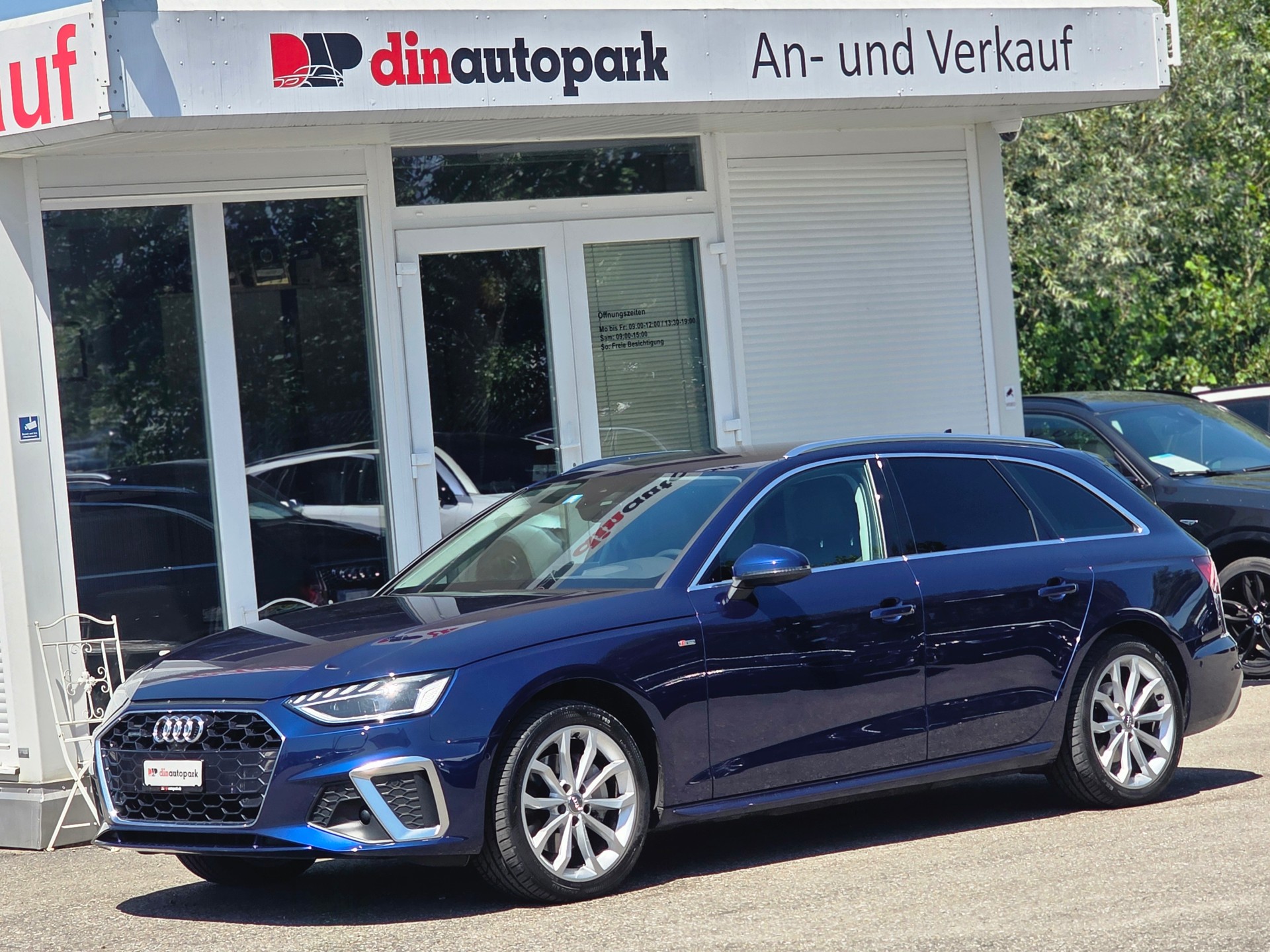 AUDI A4 Avant 40 TDI S Line Quattro S-tronic * CH-Fahrzeug *-image-0