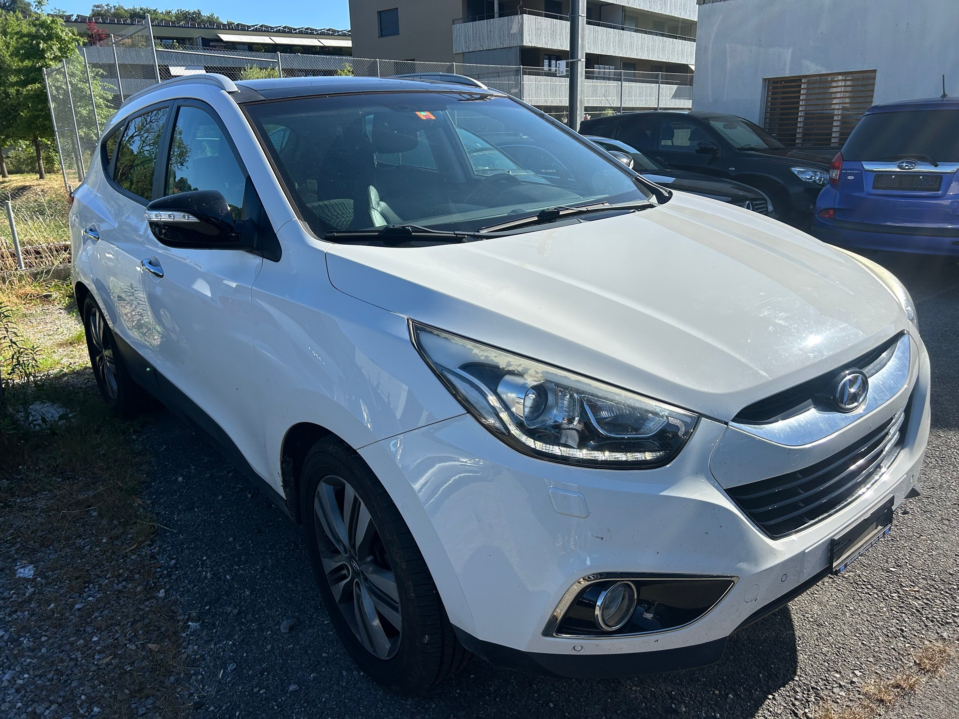 HYUNDAI iX 35 2.0 CRDi Vertex 4WD Automatic-image-1