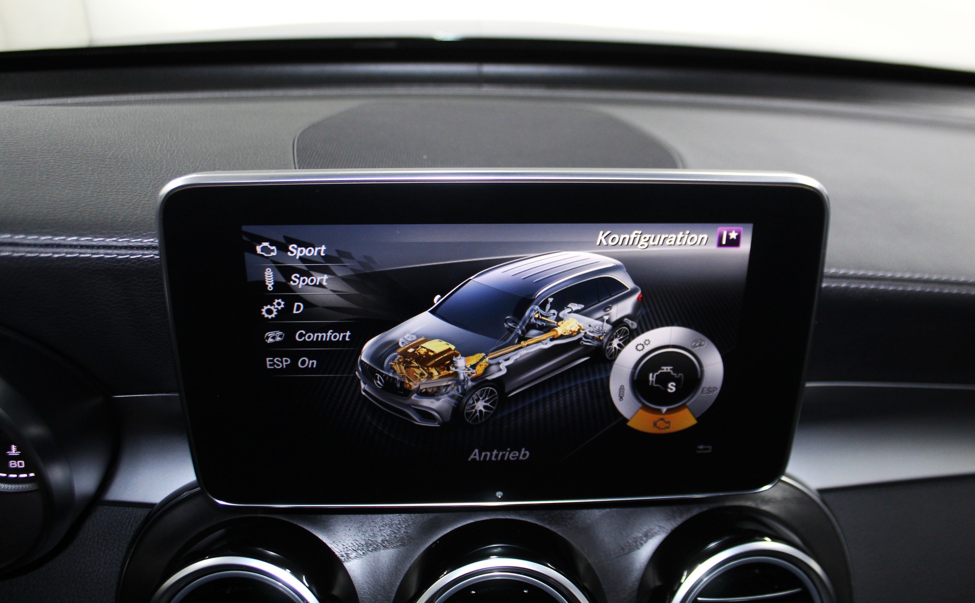 MERCEDES-BENZ GLC 63 AMG 4Matic+ 9G-Tronic Black Edition ohne OPF-image-26