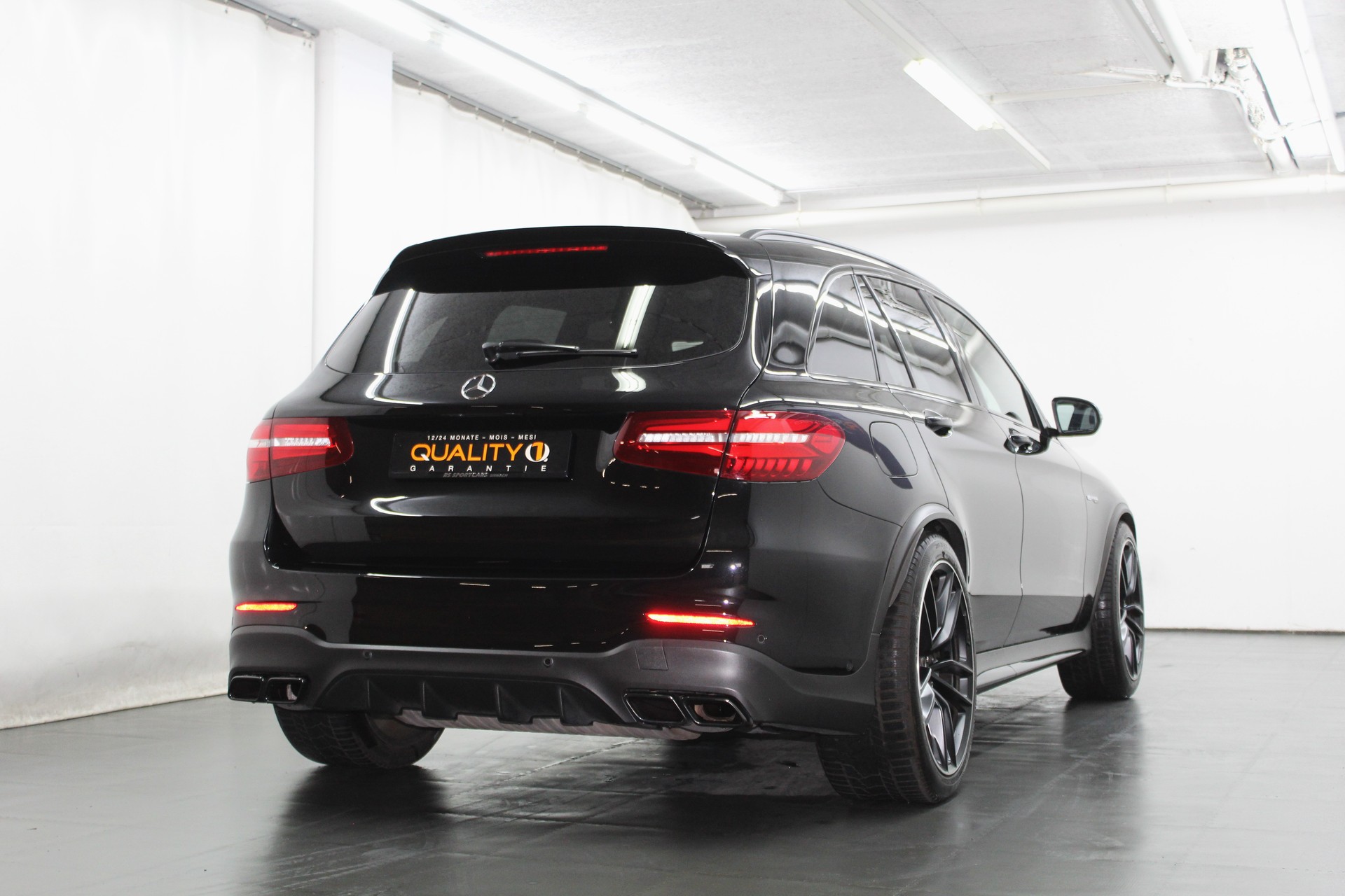 MERCEDES-BENZ GLC 63 AMG 4Matic+ 9G-Tronic Black Edition ohne OPF-image-6