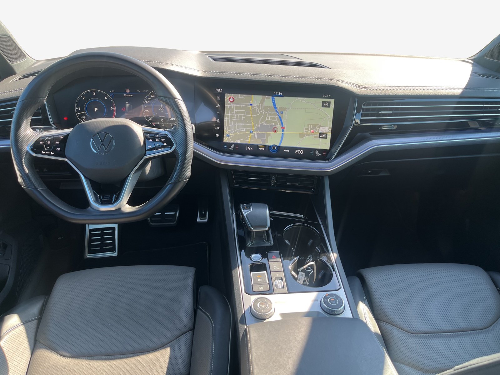 VW Touareg 3.0 TDI R Line Tiptronic-image-8