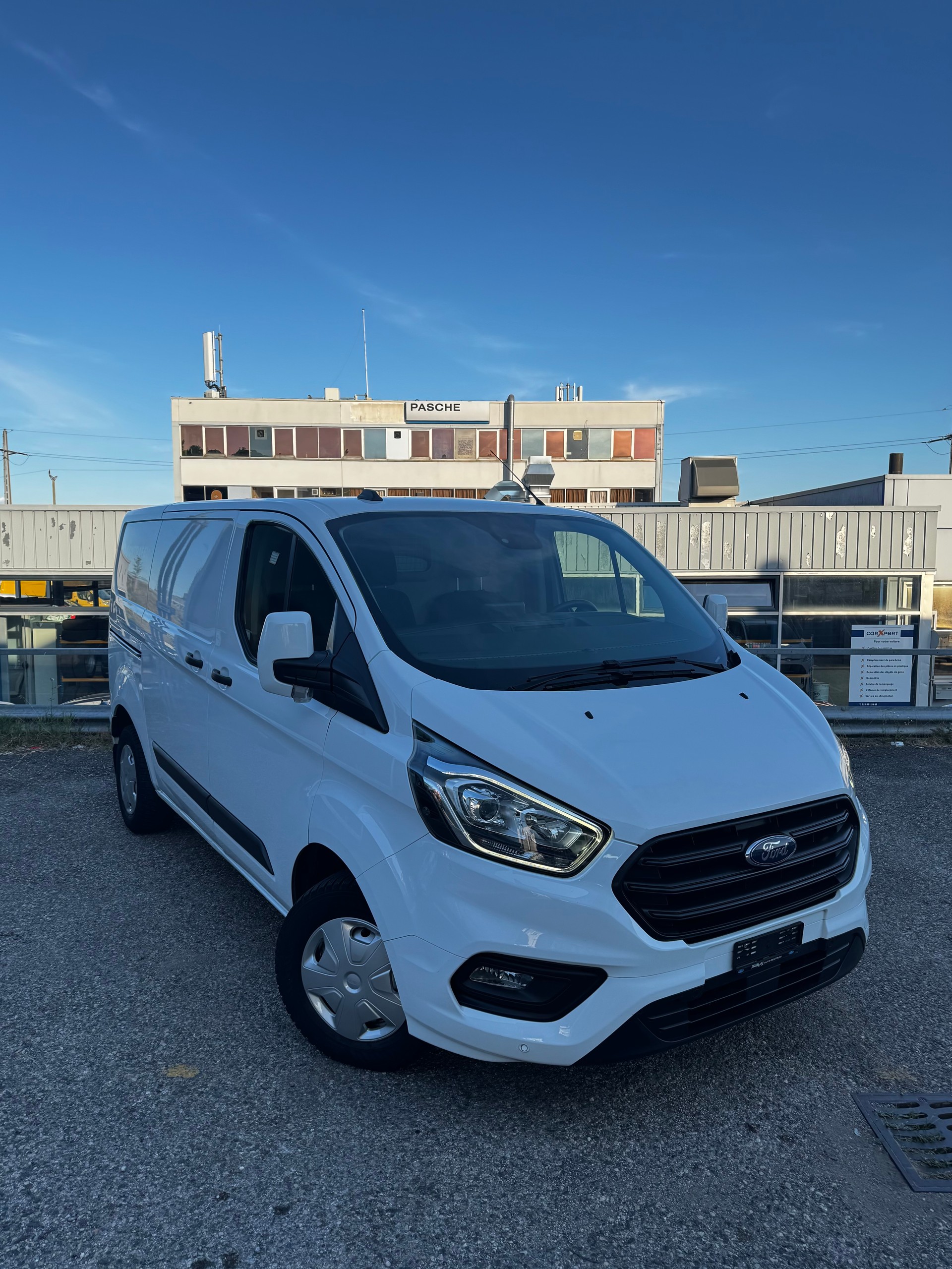 FORD Transit Custom Van 300 L1H1 Trend-image-1