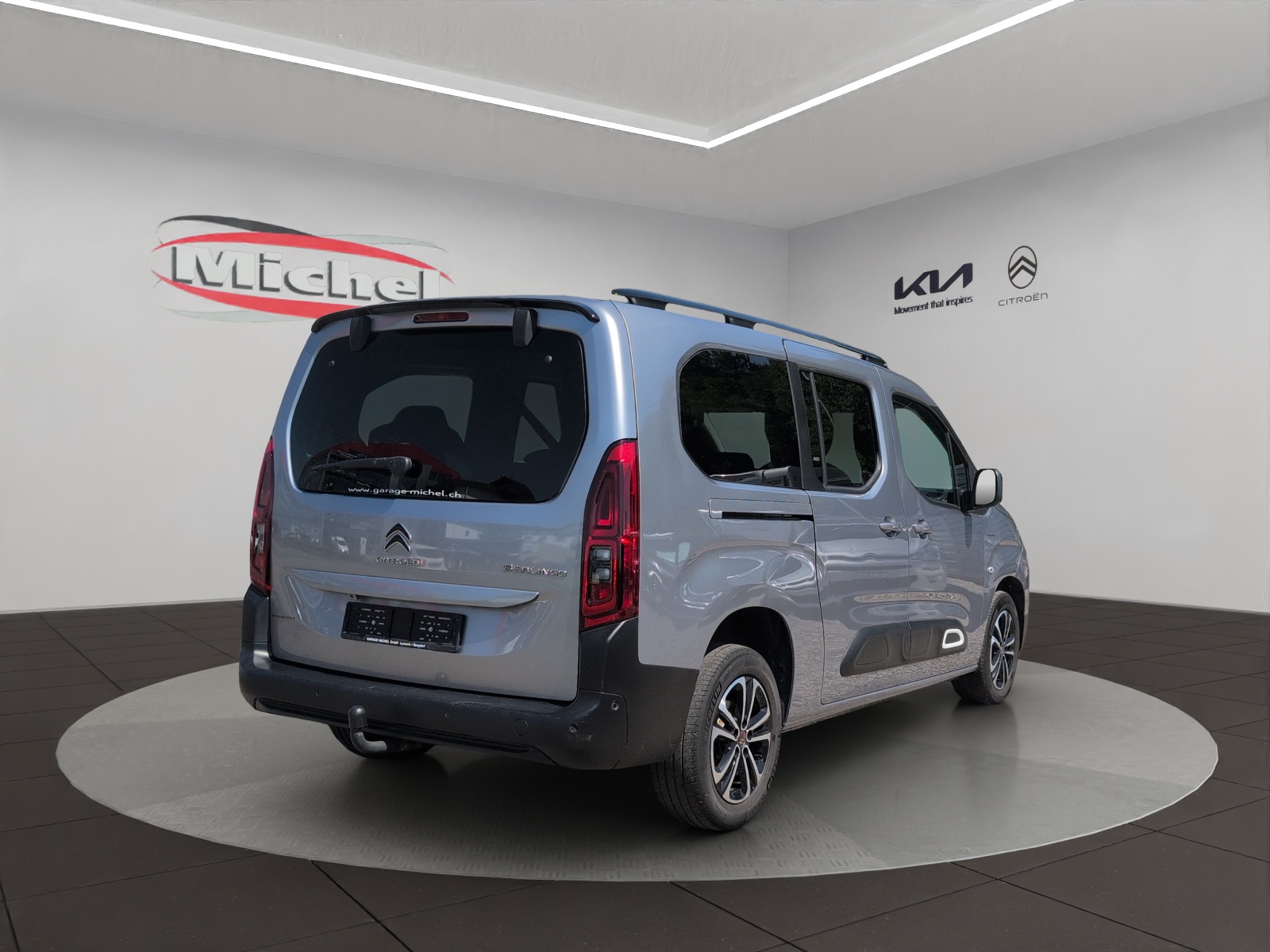 CITROEN Berlingo XL 1.5 BlueHDi 130 Feel Pack 7P. / Anhängerkupplung fix / Rückfahrkamera / Totwinkelassistent / Winterräder-image-4