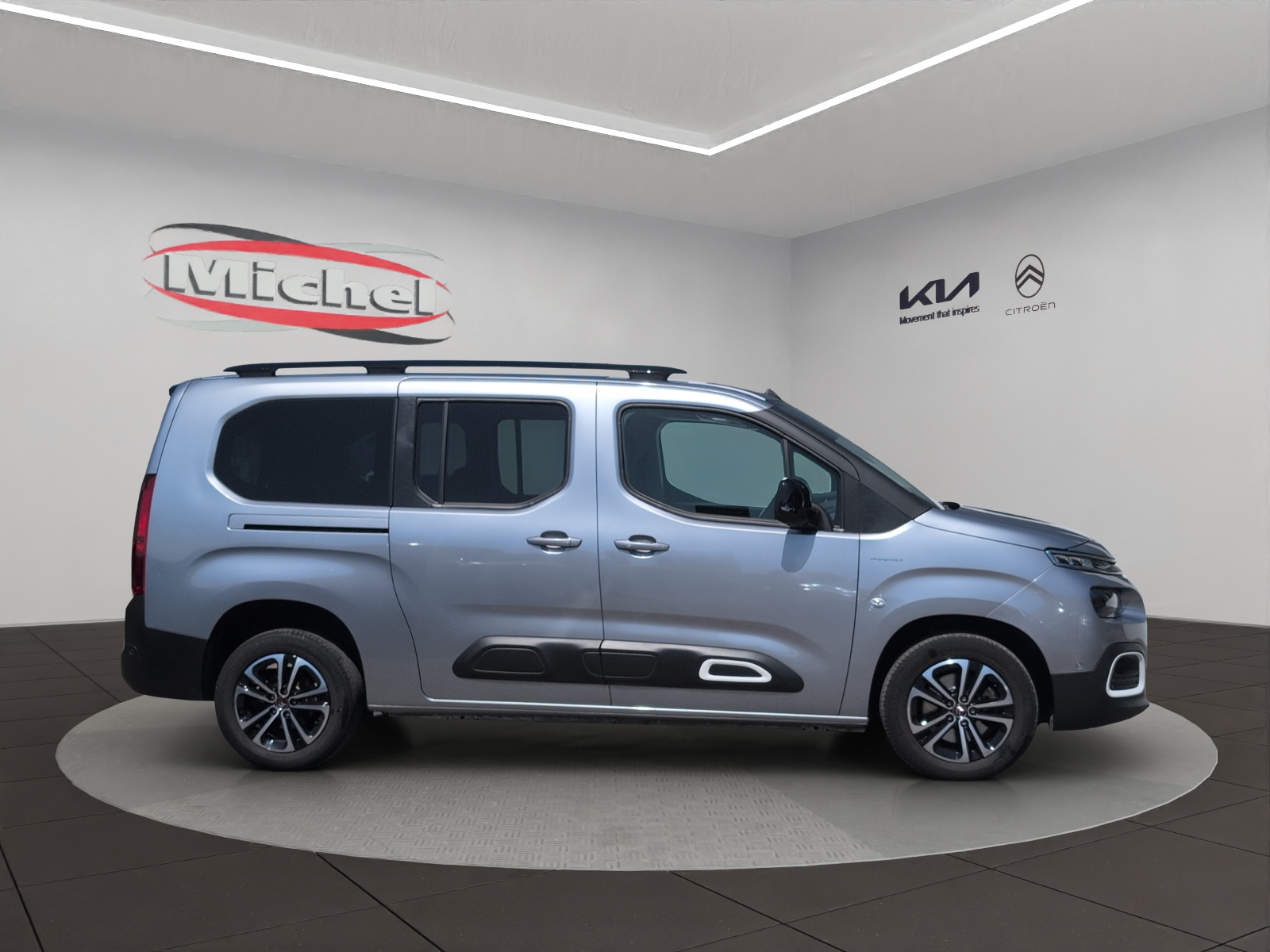CITROEN Berlingo XL 1.5 BlueHDi 130 Feel Pack 7P. / Anhängerkupplung fix / Rückfahrkamera / Totwinkelassistent / Winterräder-image-3