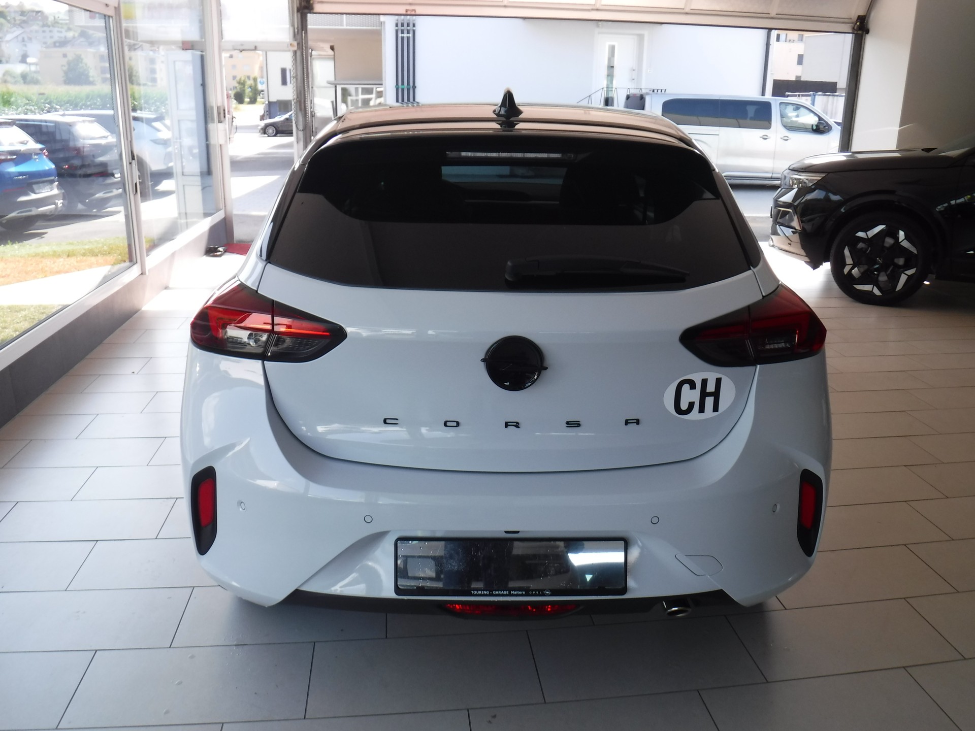 OPEL Corsa 1.2 TP GS A-image-2