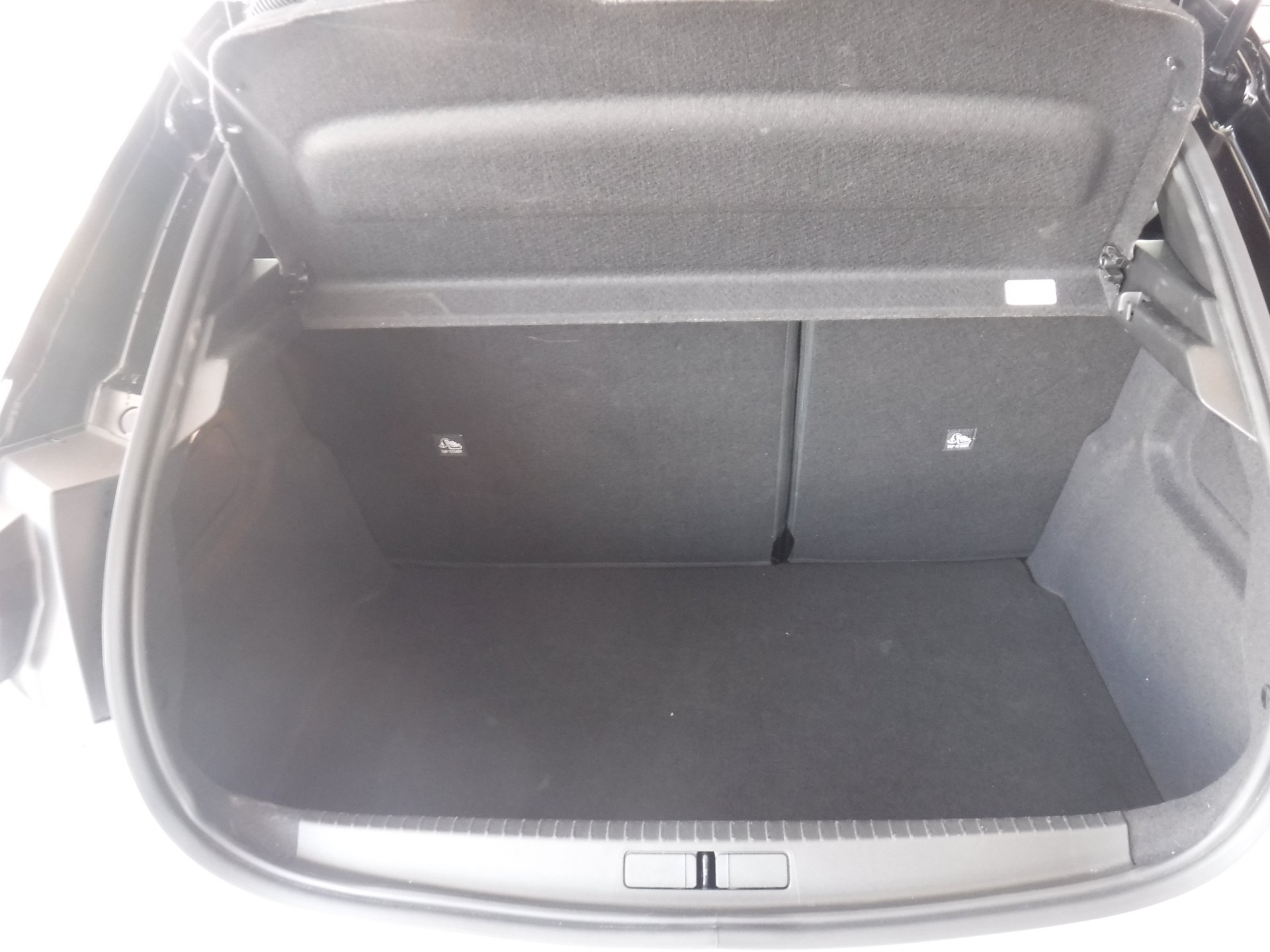 OPEL Corsa 1.2 TP GS A-image-5