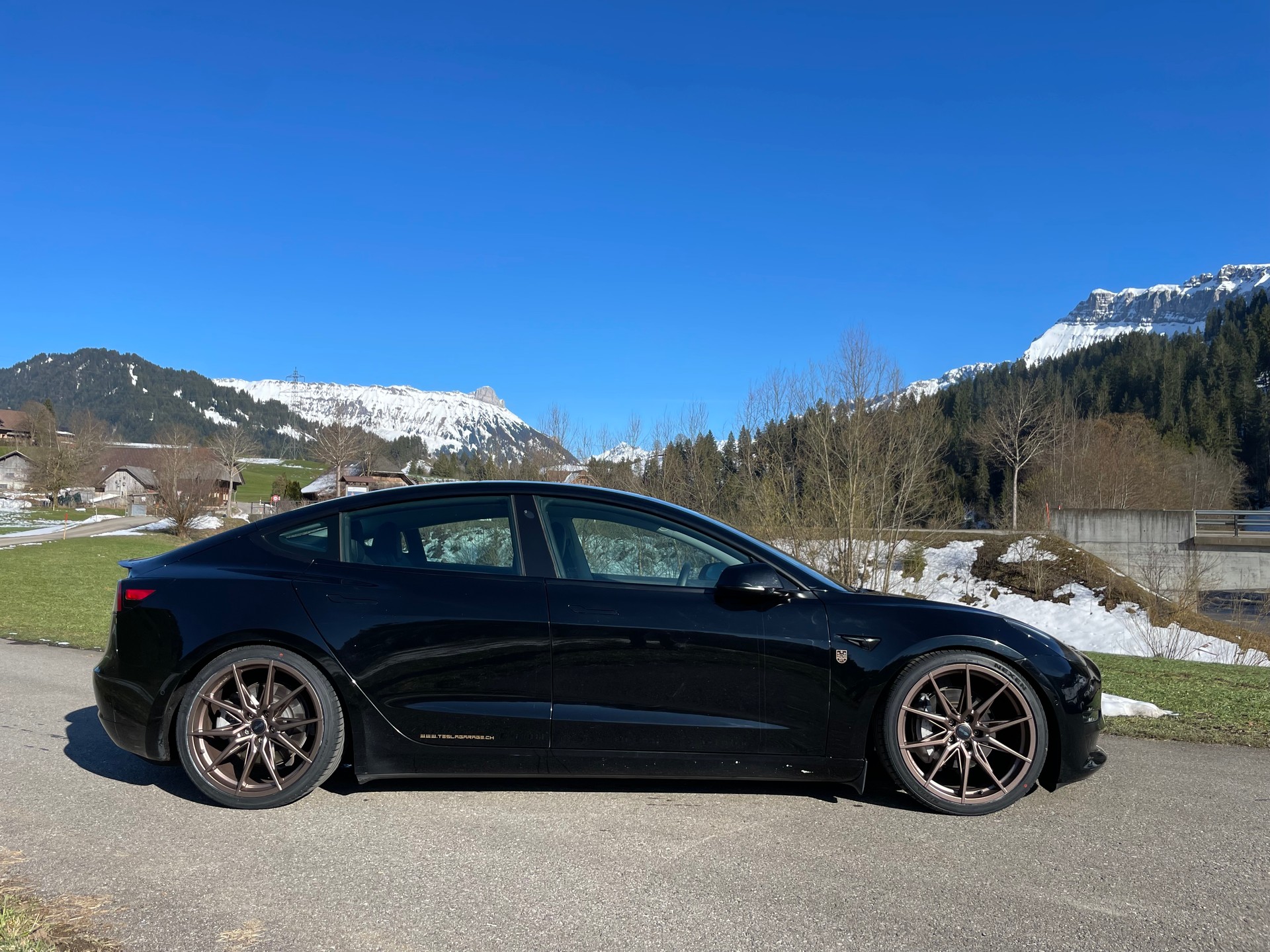 TESLA Model 3 Long Range Dual Motor AWD-image-0