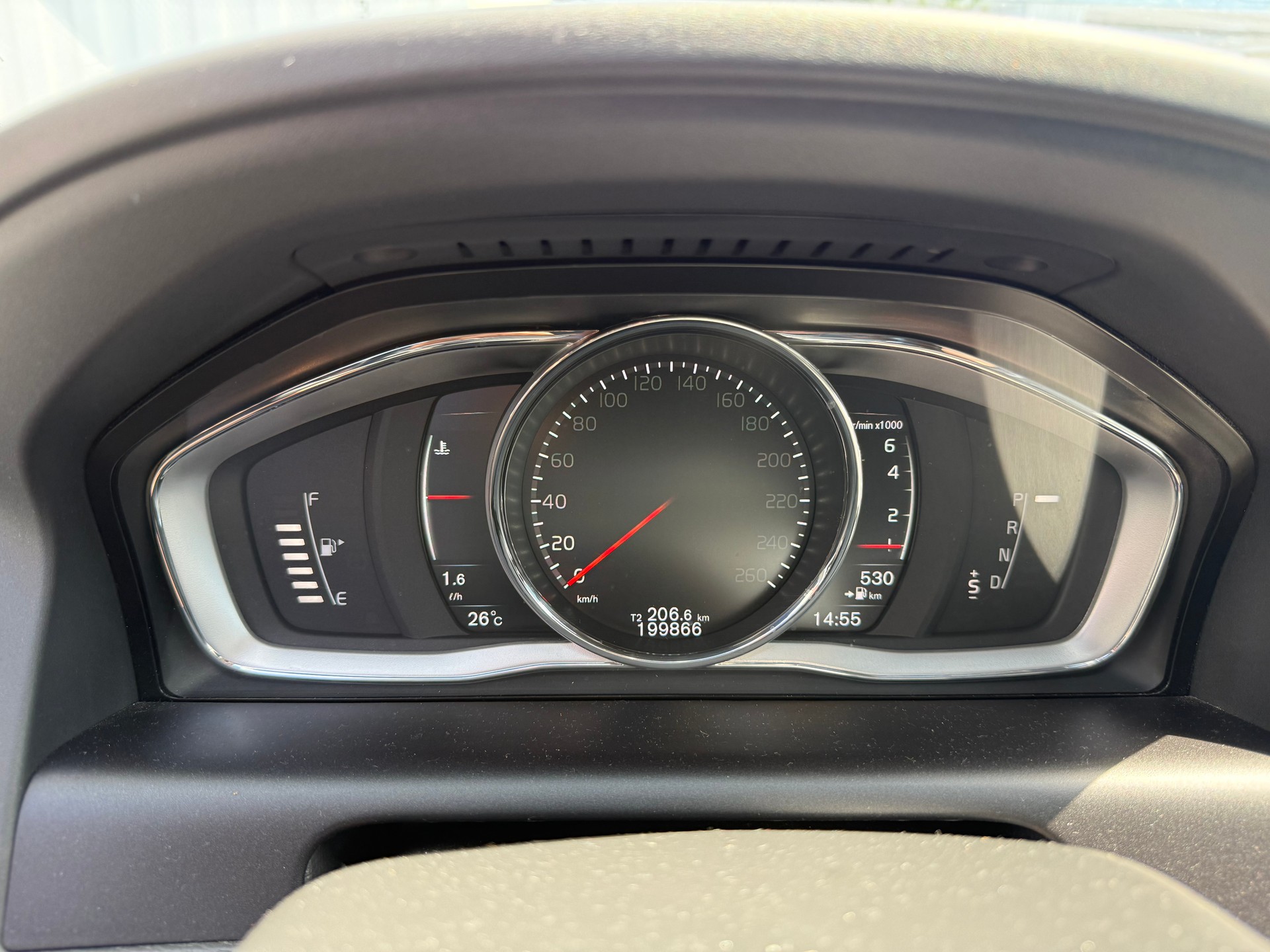 VOLVO XC60 T5 AWD Summum Geartronic-image-4