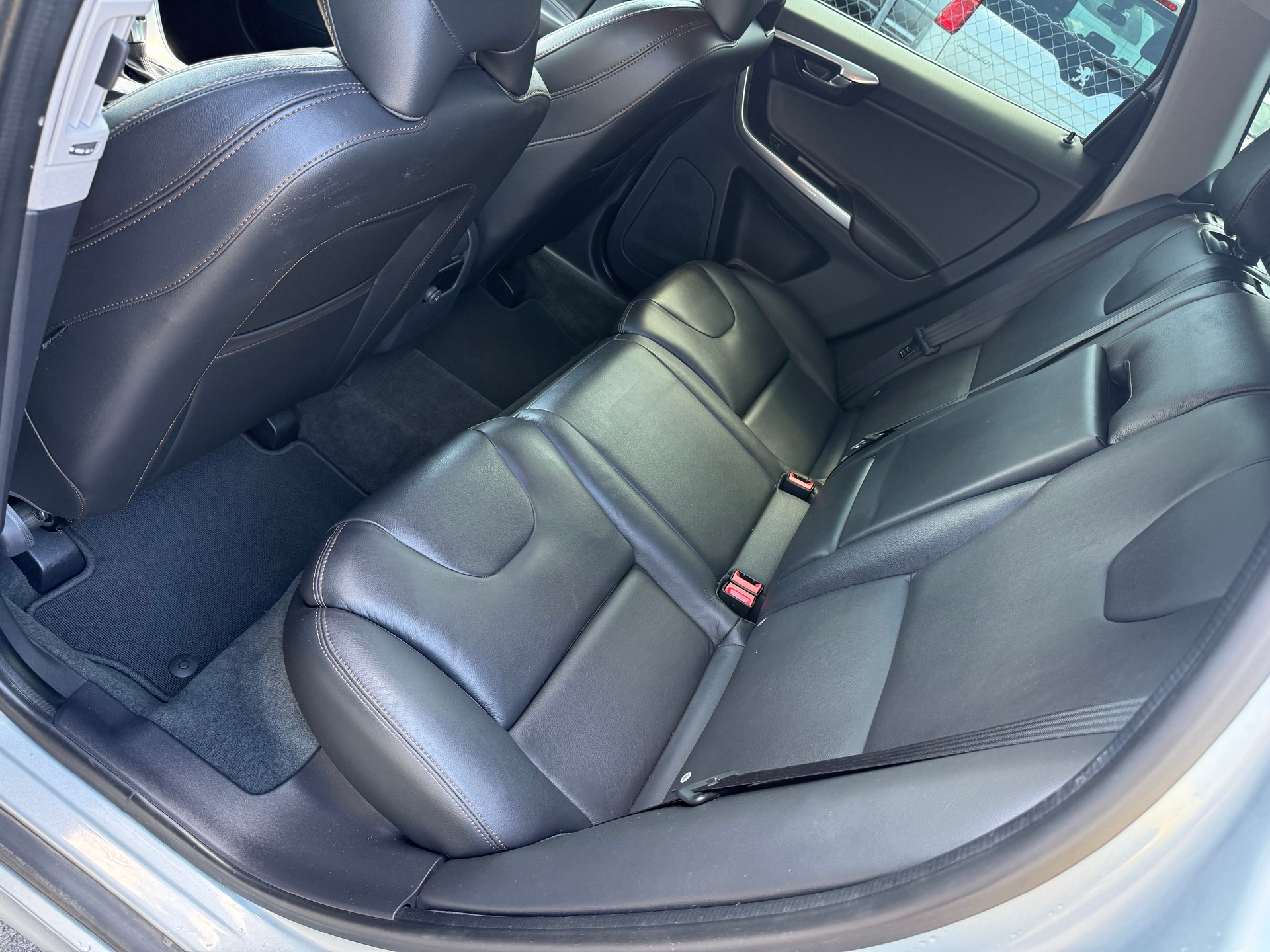 VOLVO XC60 T5 AWD Summum Geartronic-image-9