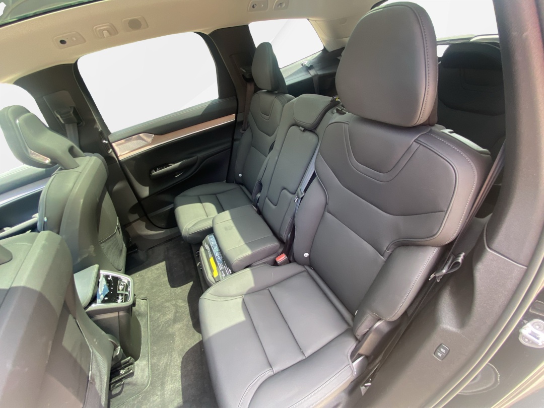 VOLVO EX90 Twin Performance 111 kWh Ultra AWD-image-10