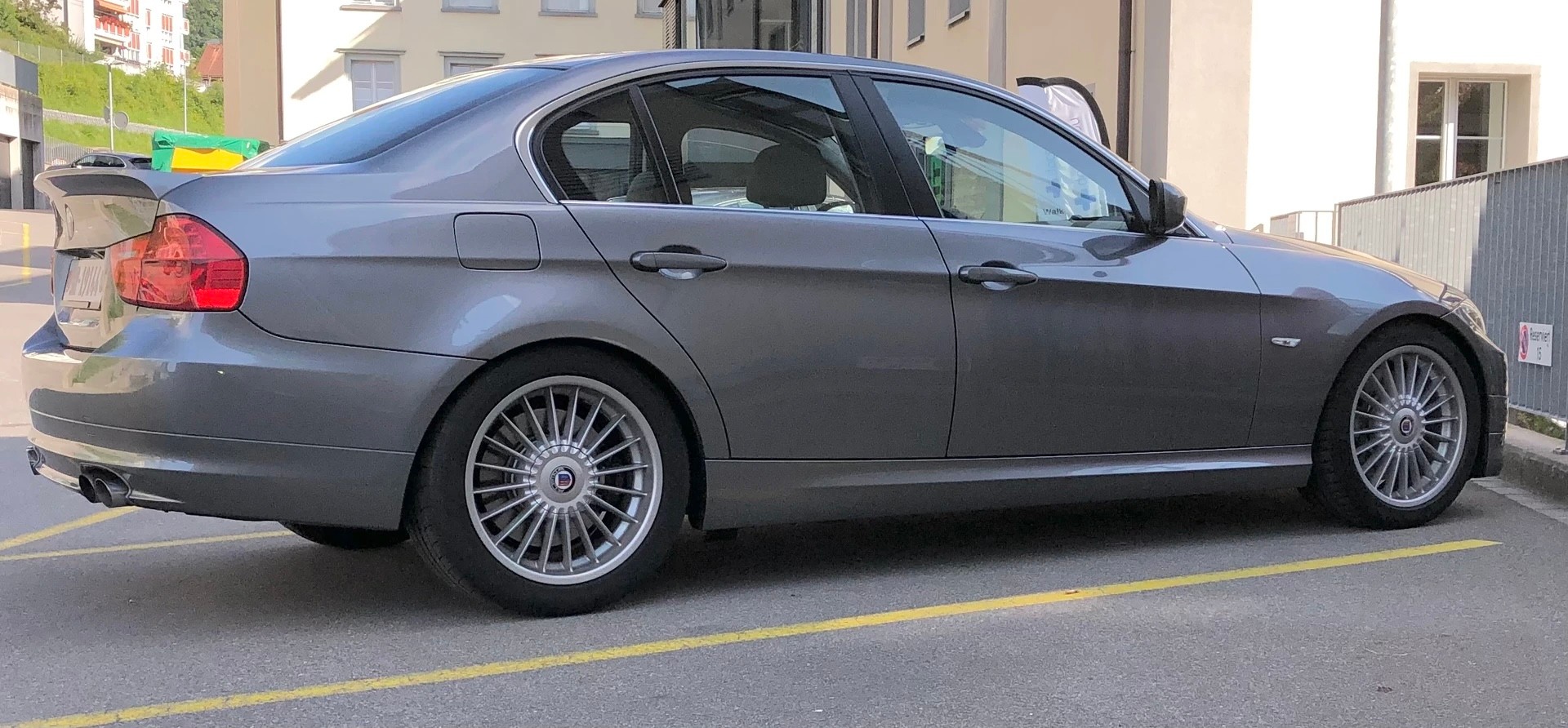 BMW-ALPINA B3 3.0 Biturbo-image-2