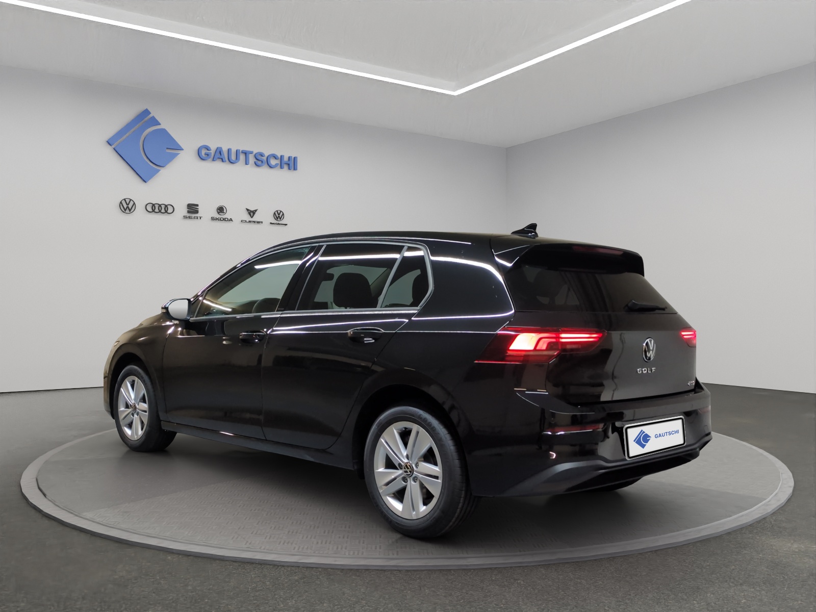 VW Golf 1.5 e TSI mHEV Value DSG-image-2