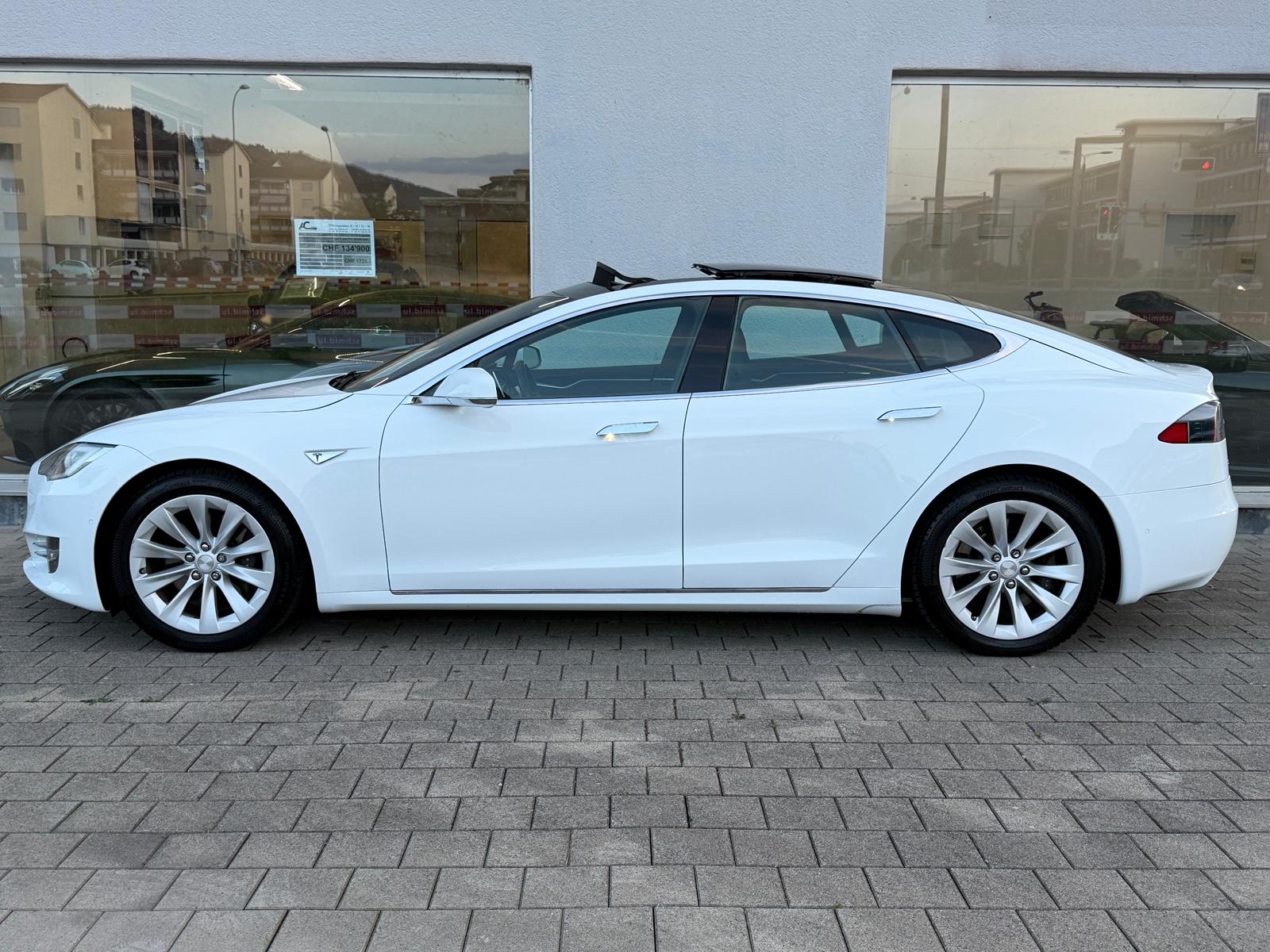TESLA Model S 60 **FREE SUPERCHARGE**-image-2