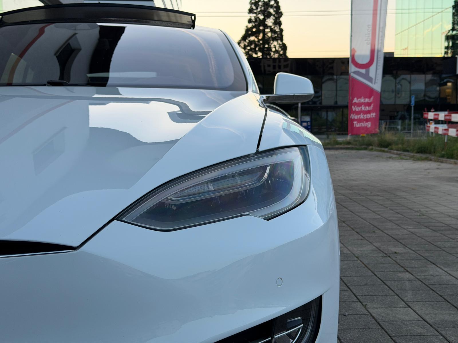 TESLA Model S 60 **FREE SUPERCHARGE**-image-5