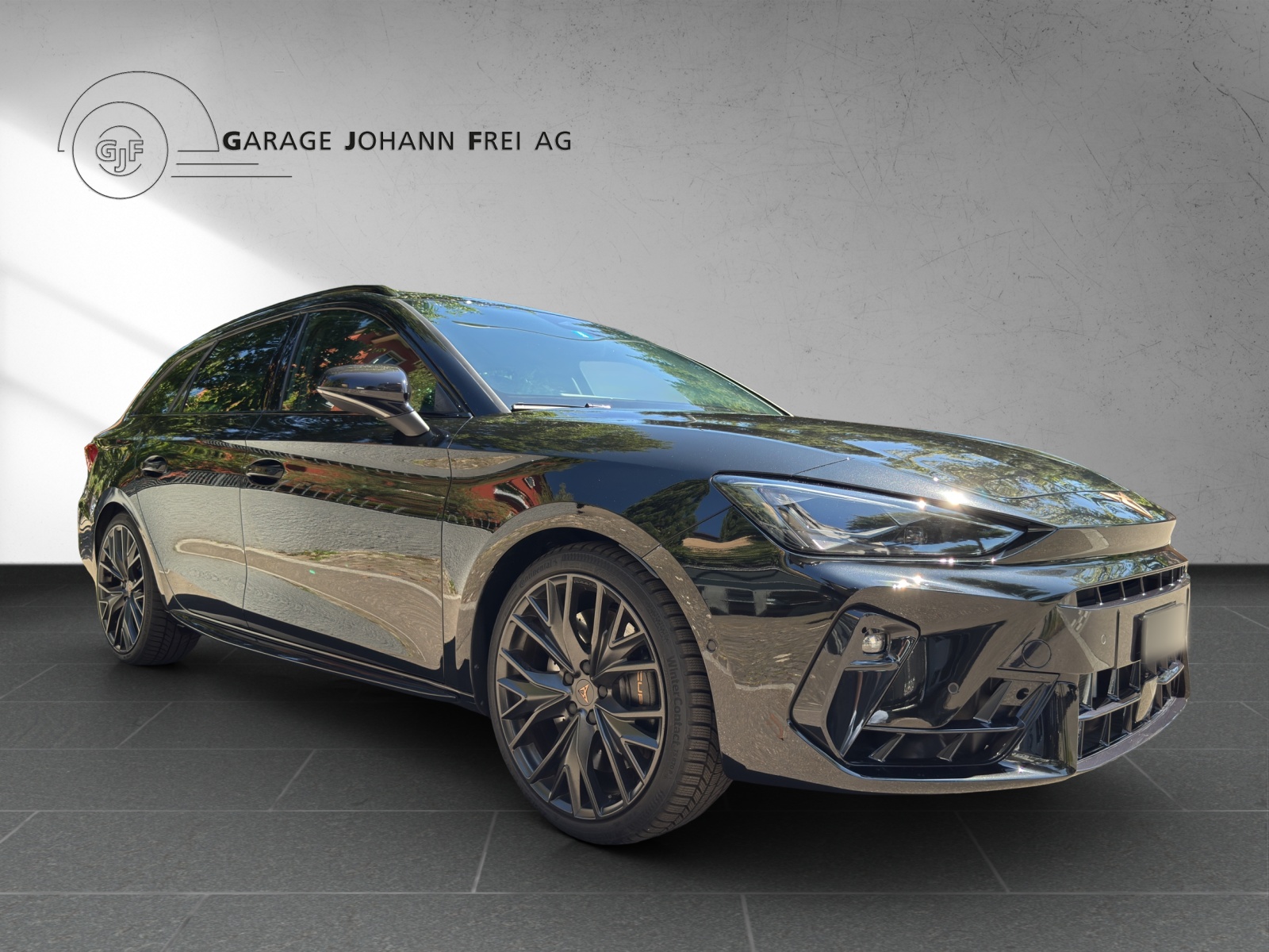 CUPRA LEON ST 2.0 TSI Black Symphony DSG 4Drive-image-9