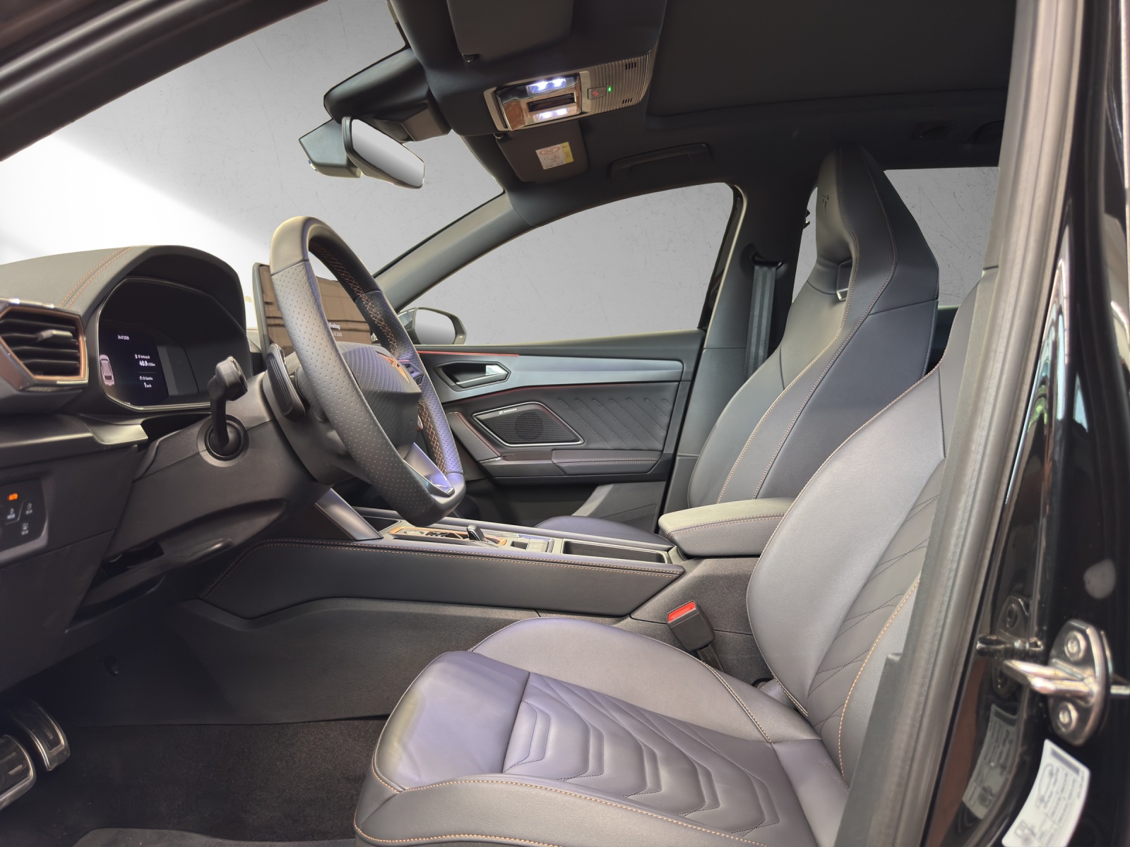 CUPRA LEON ST 2.0 TSI Black Symphony DSG 4Drive-image-10