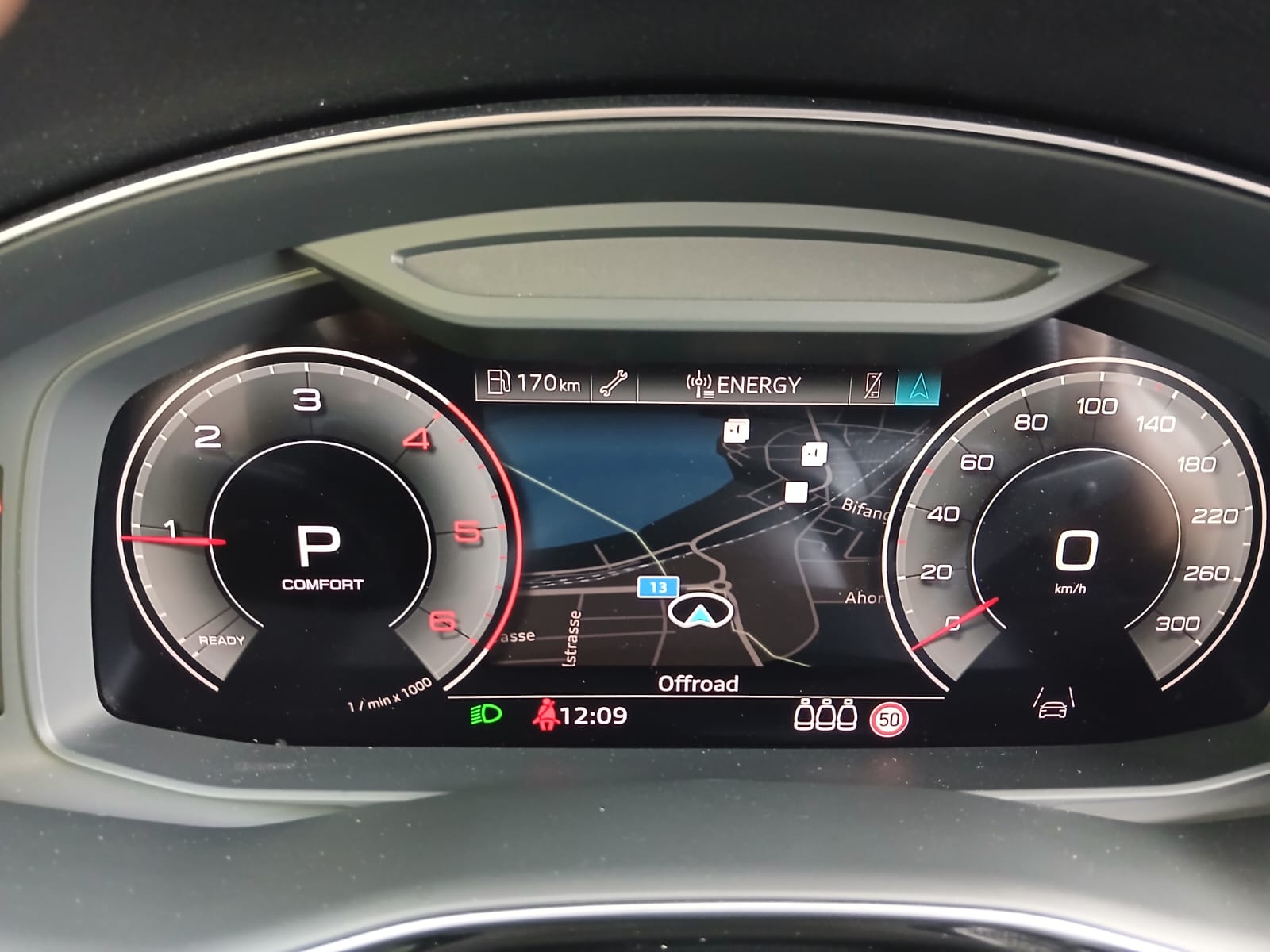 AUDI Q7 3.0 45 TDI S Line quattro T-Tronic-image-9