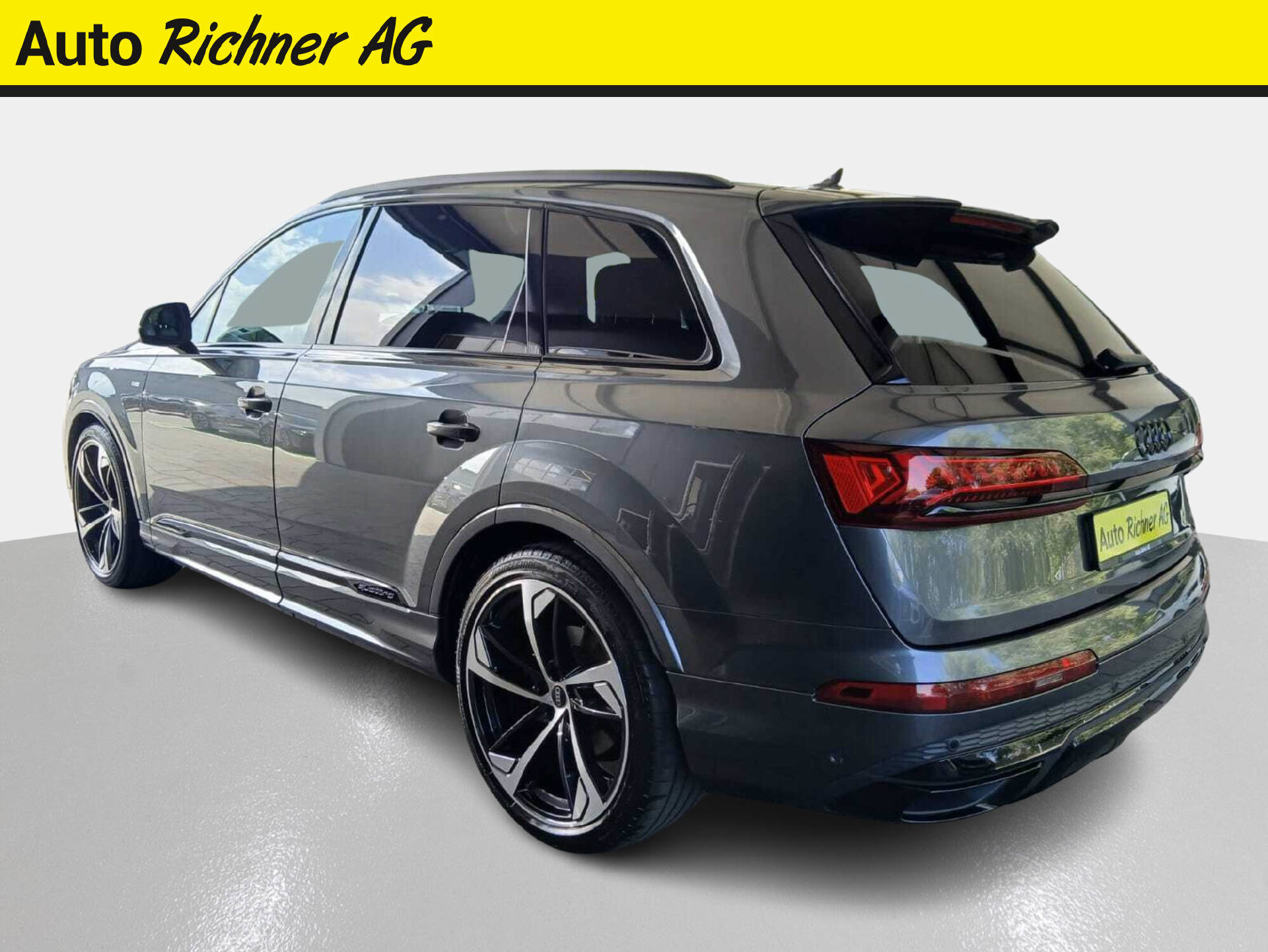 AUDI Q7 3.0 45 TDI S Line quattro T-Tronic-image-4