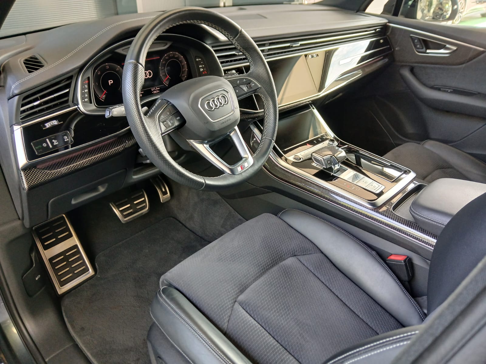 AUDI Q7 3.0 45 TDI S Line quattro T-Tronic-image-5